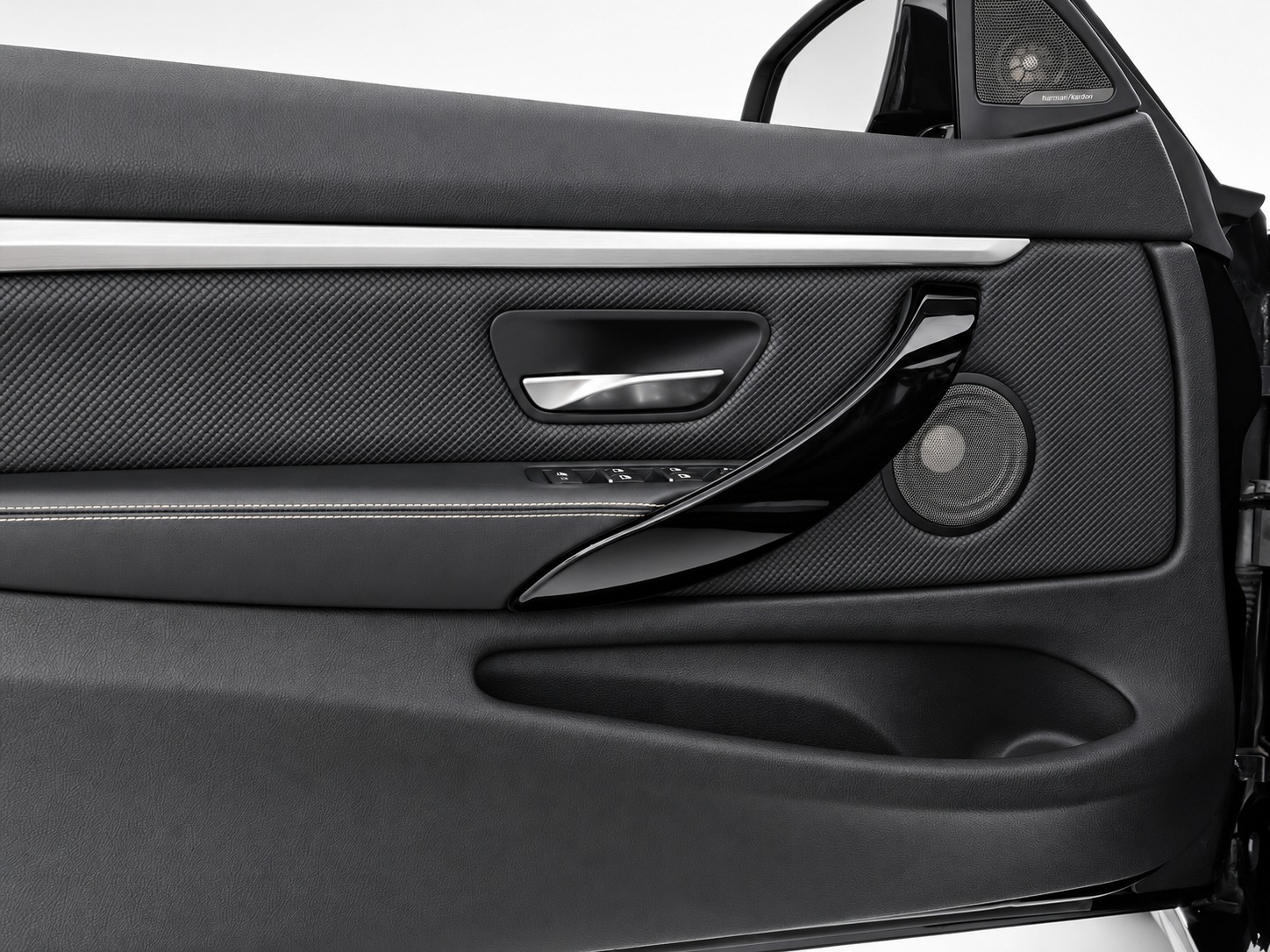 BMW 440i xDrive M-Sport Cabrio Individual-image-12