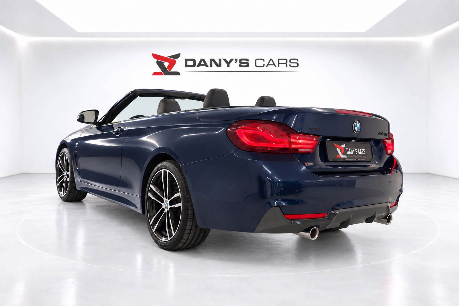 BMW 440i xDrive M-Sport Cabrio Individual-image-5