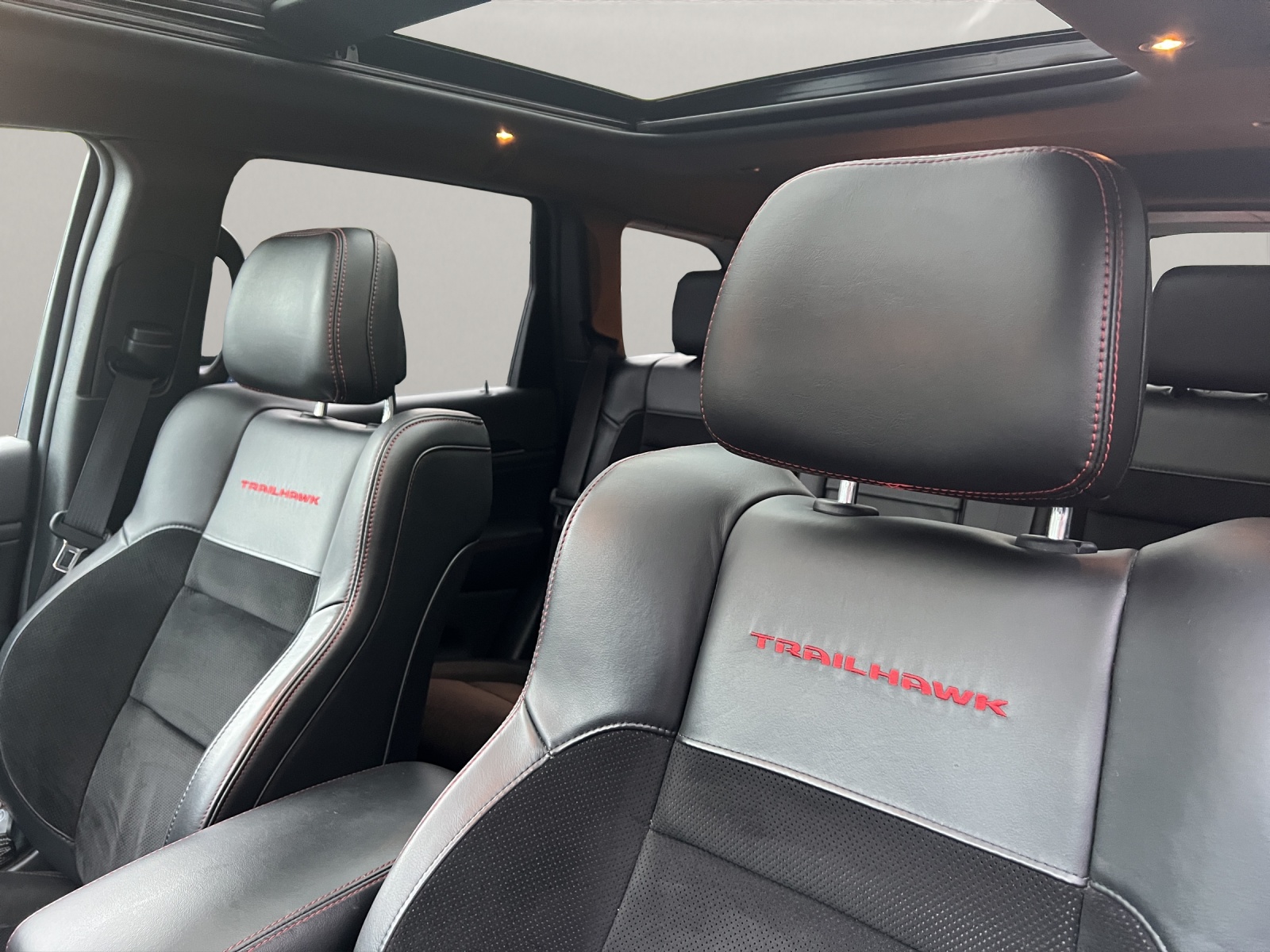JEEP Grand Cherokee 3.0 CRD 250 Trailhawk-image-10