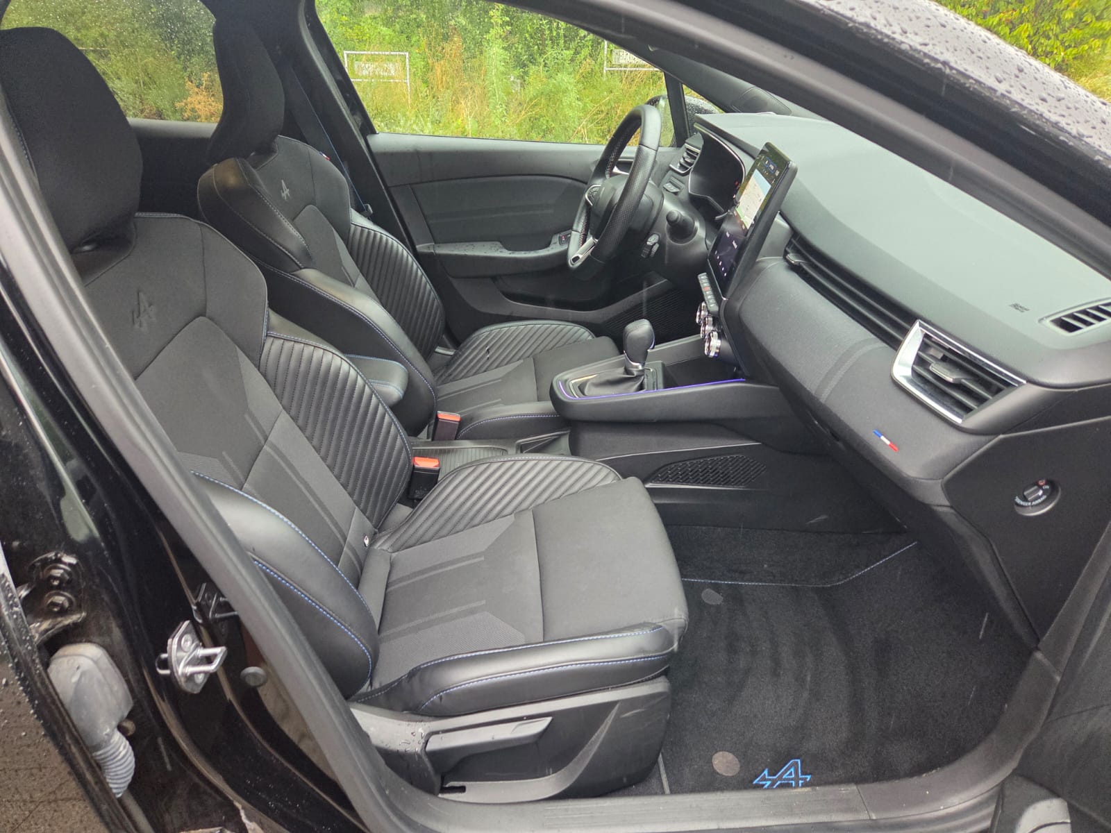 RENAULT Clio 1.6 E-Tech Esprit Alpine-image-11
