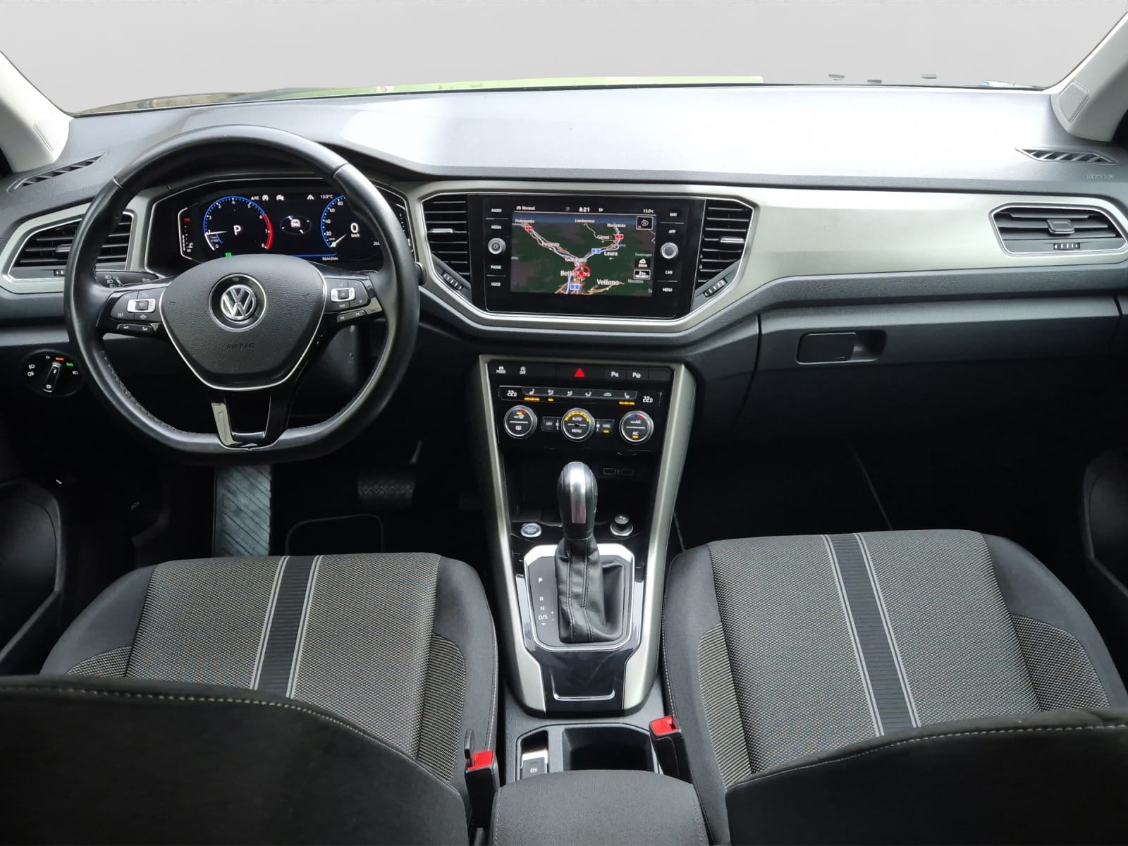 VW T-Roc 1.5 TSI EVO Sport DSG-image-9