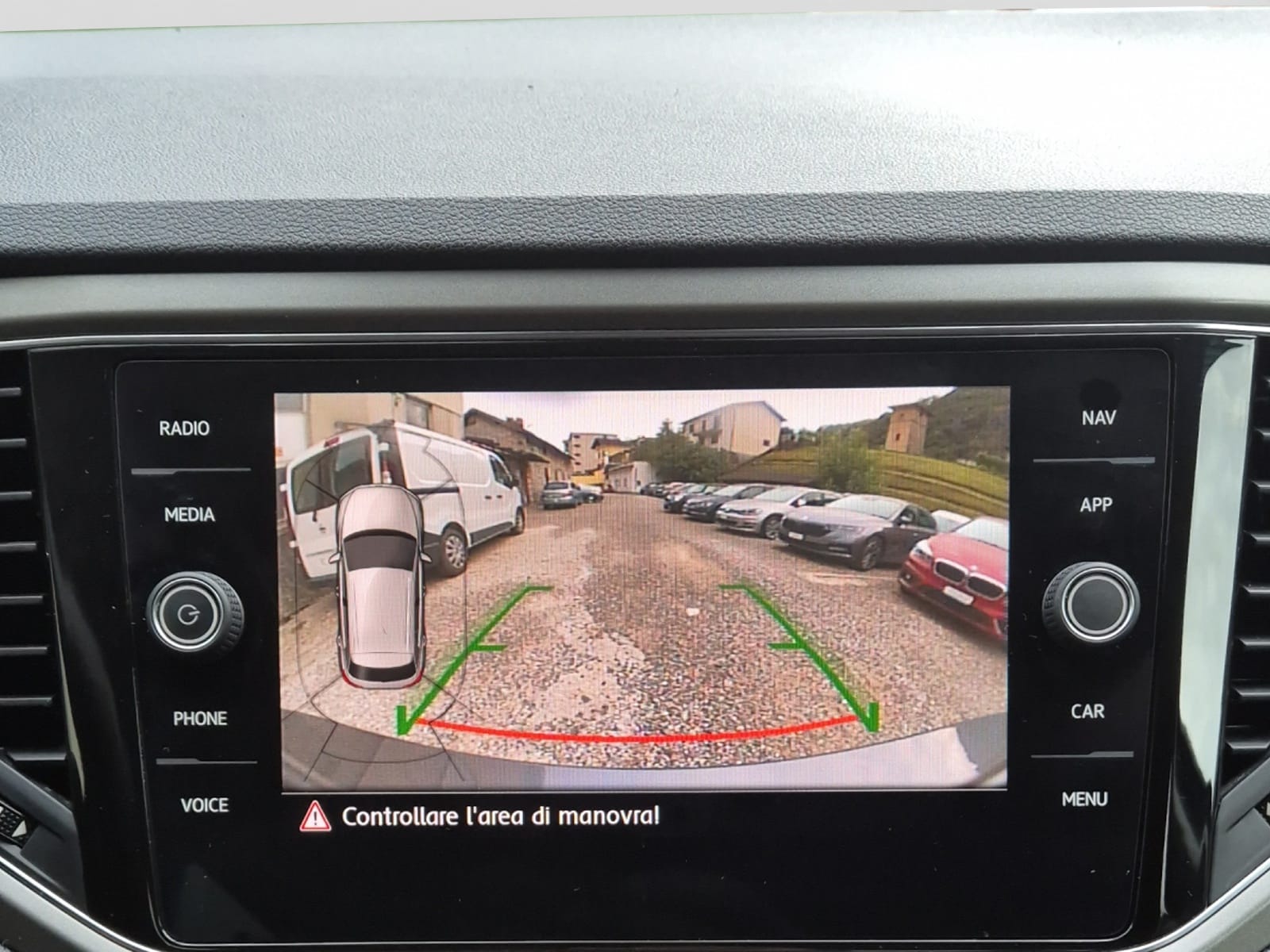 VW T-Roc 1.5 TSI EVO Sport DSG-image-11