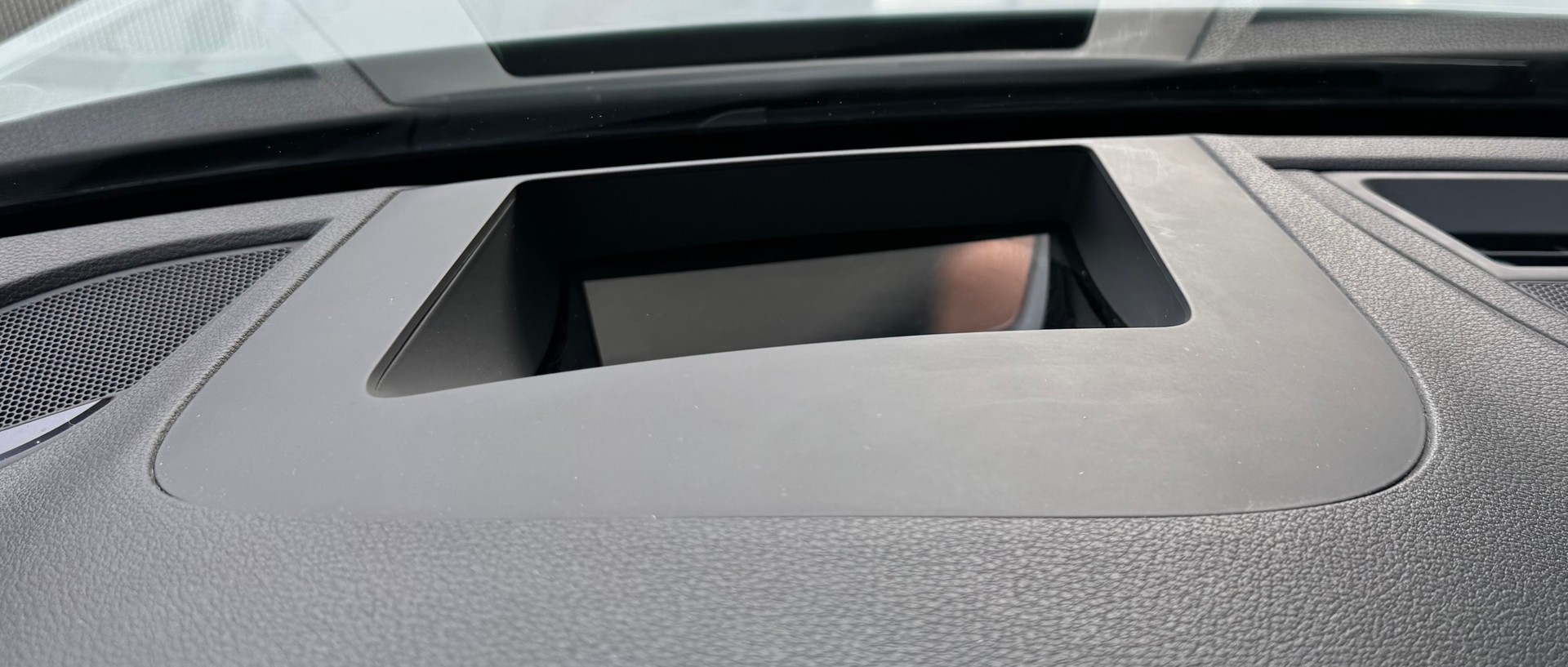 AUDI A5 Cabriolet 2.0 TFSI S-Line S-tronic-image-15