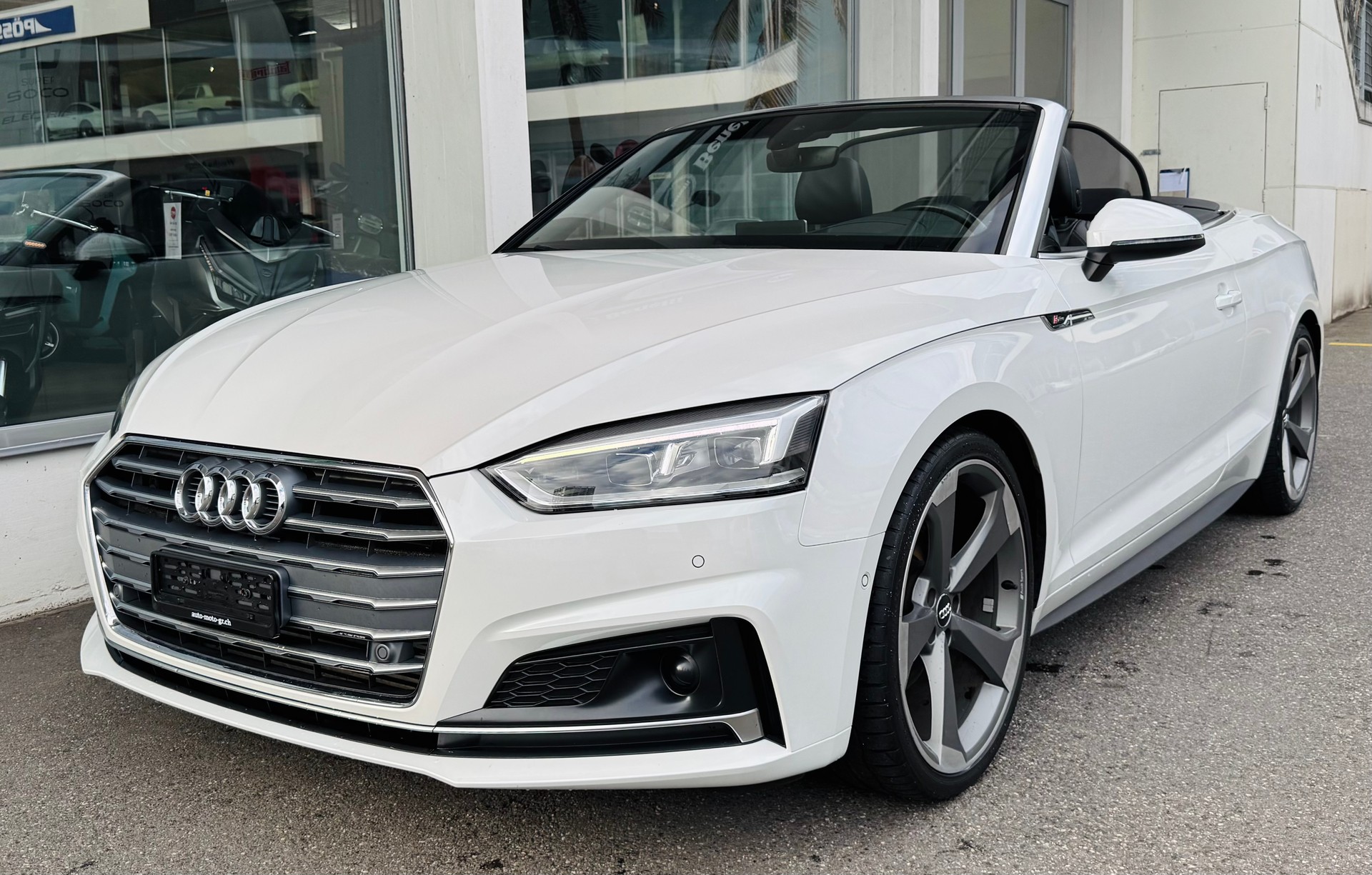 AUDI A5 Cabriolet 2.0 TFSI S-Line S-tronic-image-7