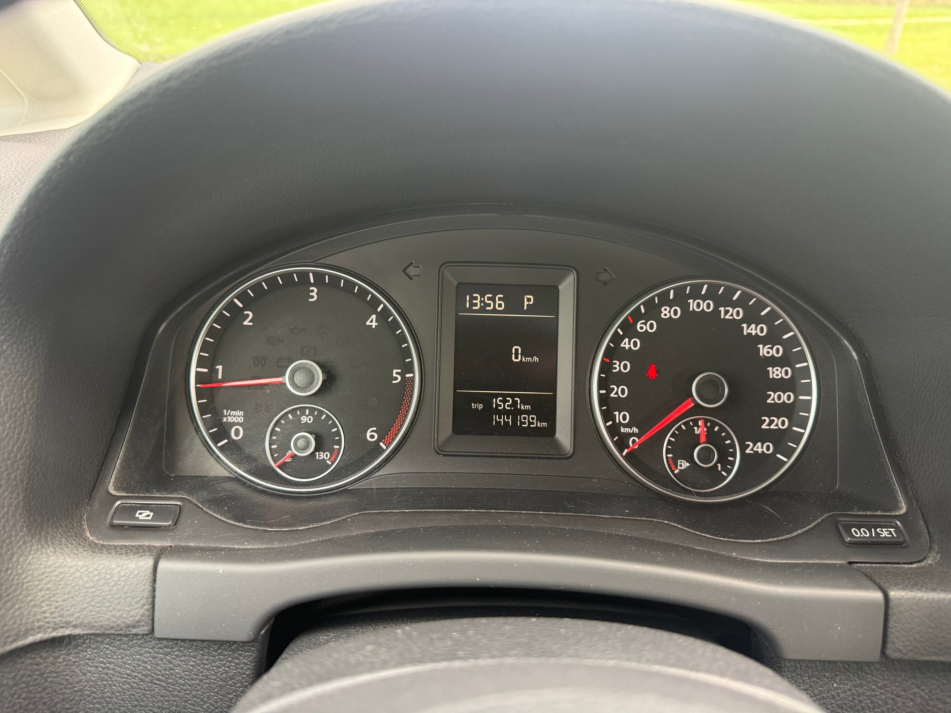 VW Golf Plus 2.0 TDI Comfortline DSG-image-13