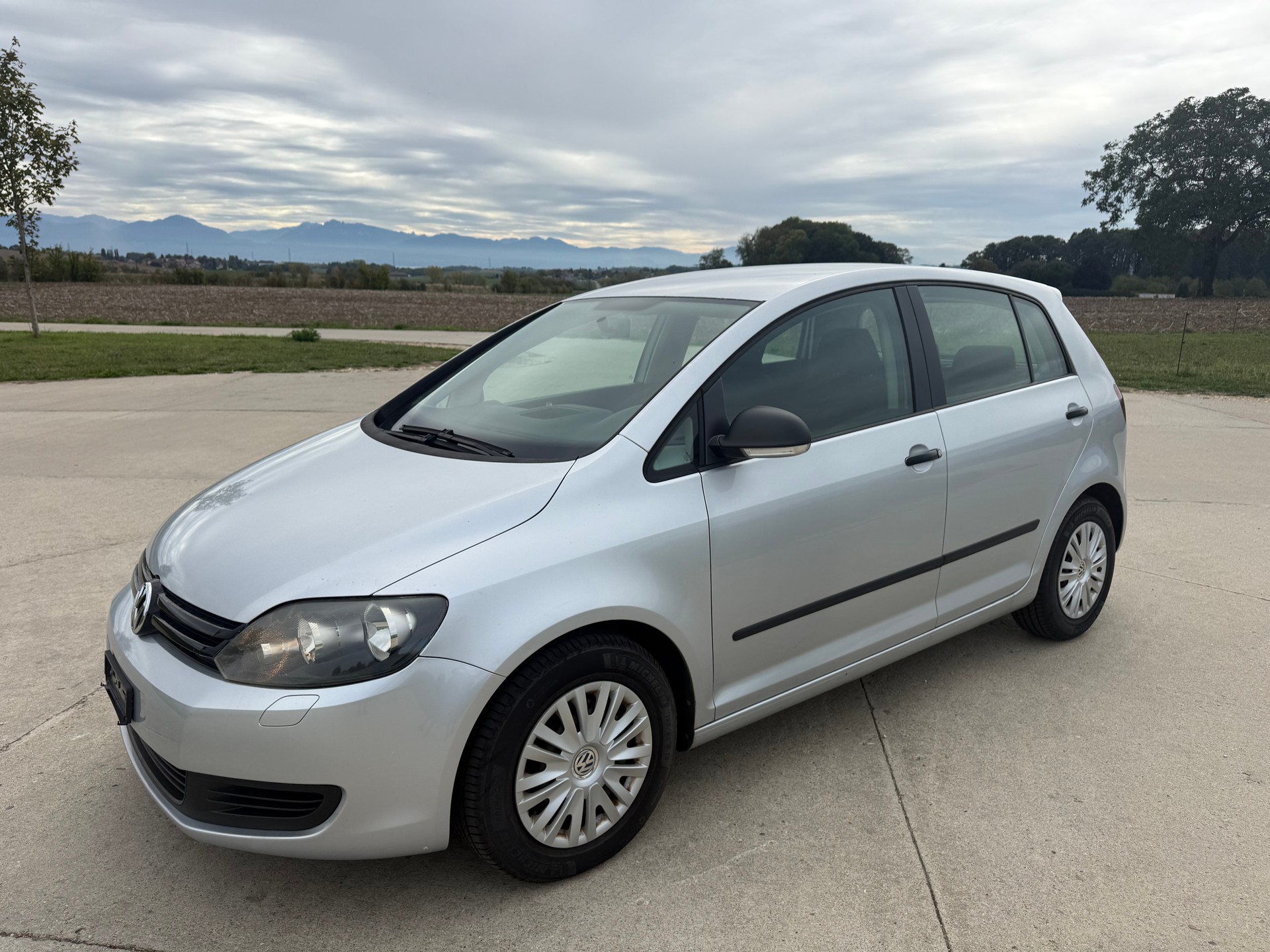 VW Golf Plus 2.0 TDI Comfortline DSG-image-1