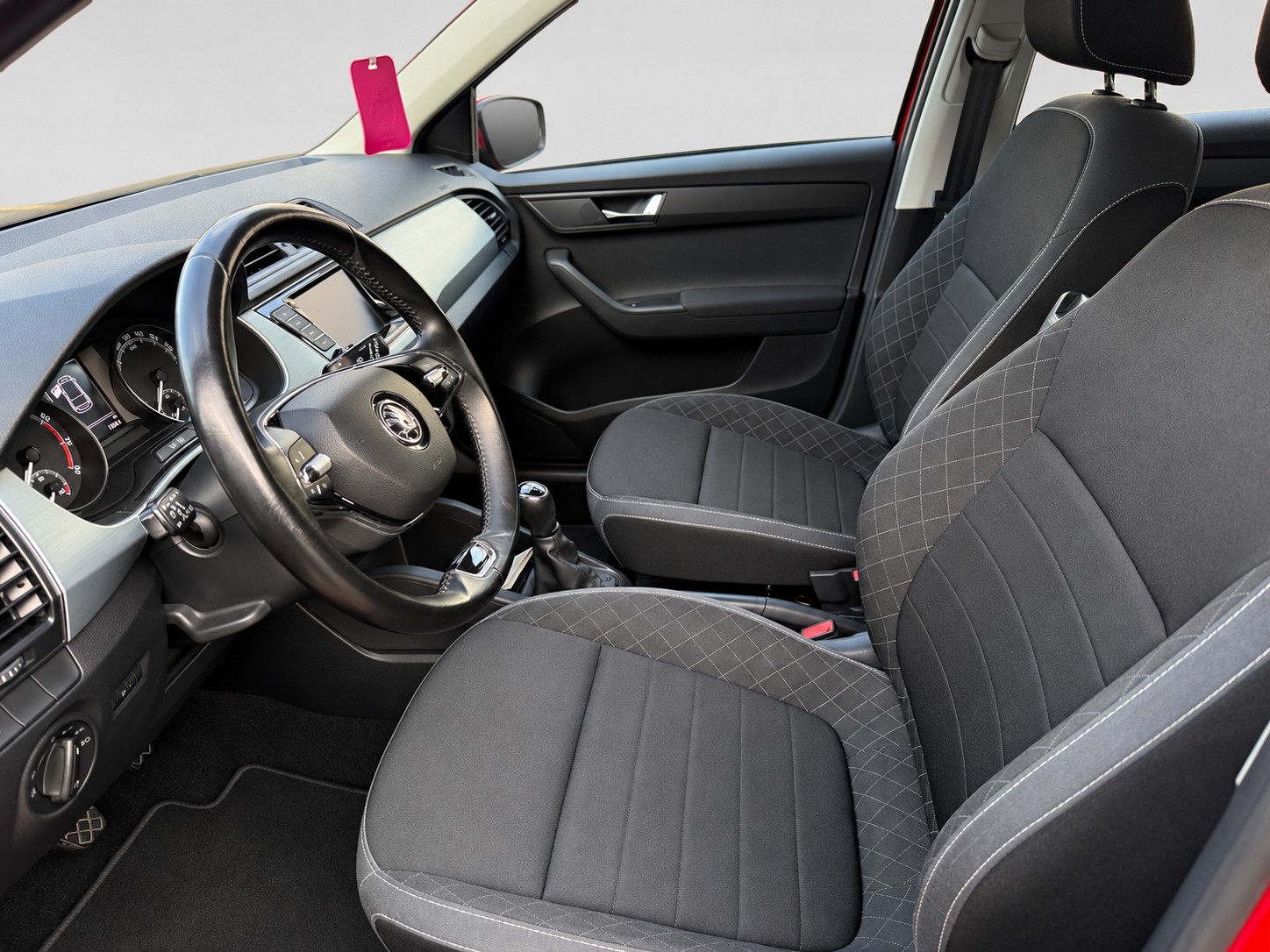 SKODA Fabia 1.0 TSI Style-image-8