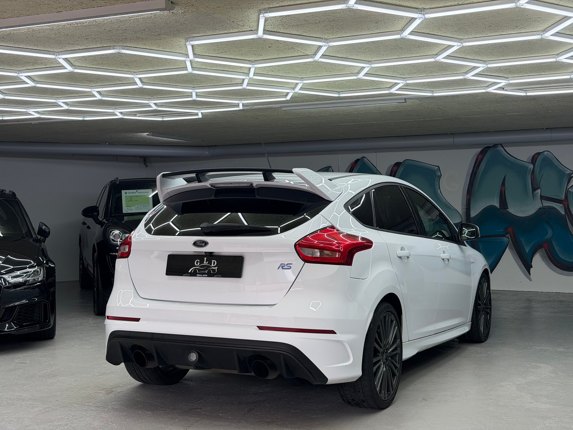FORD Focus 2.3 EcoBoost RS AWD * CH Auto / Recaro *-image-7