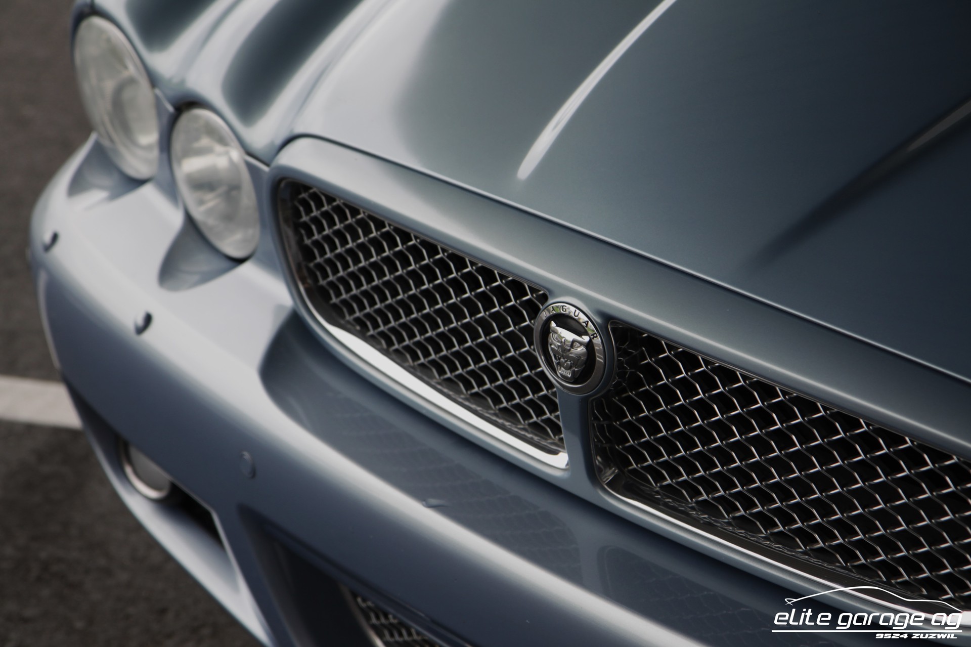 JAGUAR XJ8 4.2 V8 Sovereign-image-11