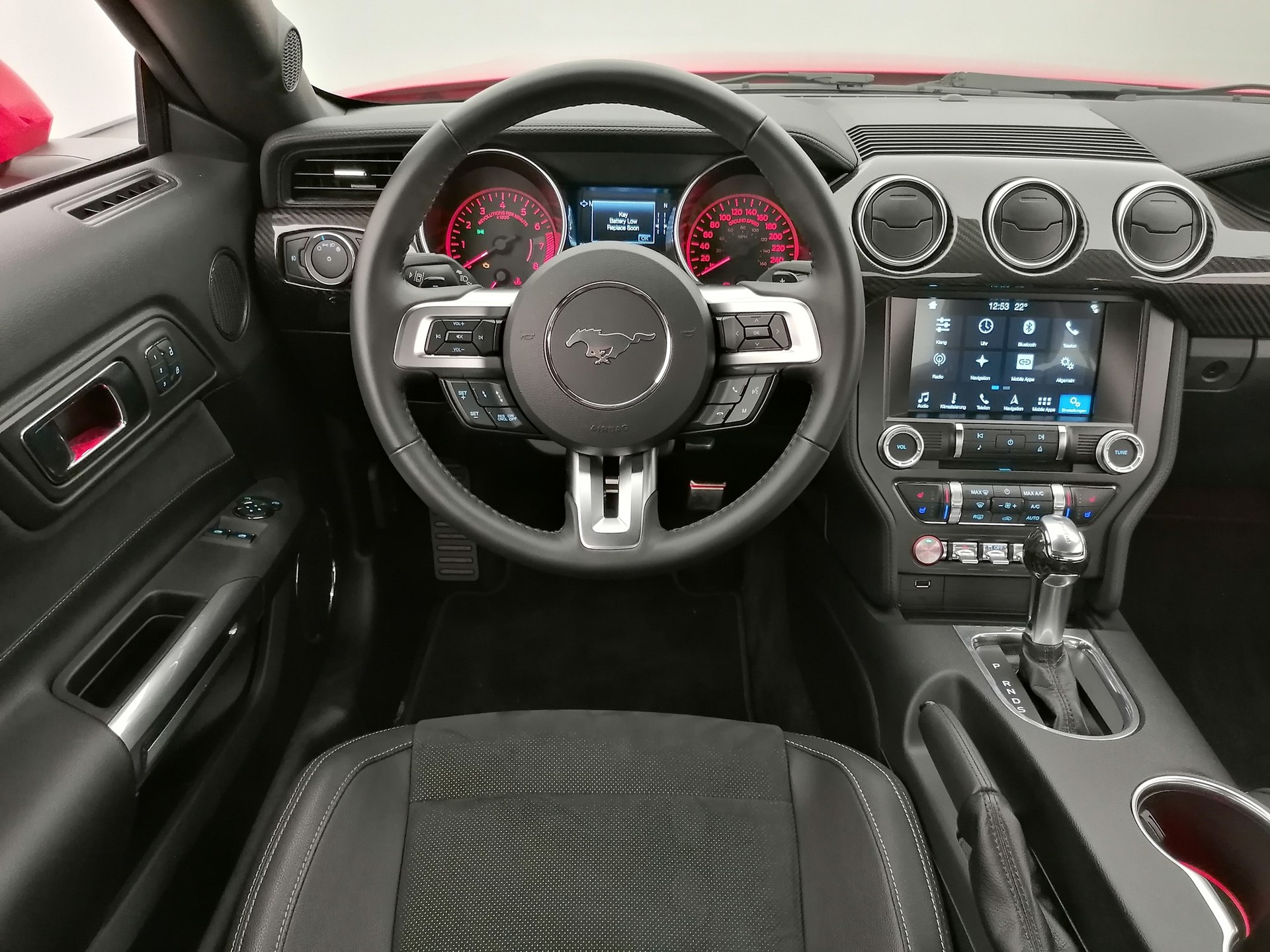 FORD Mustang 5.0 GT Fastback-image-8