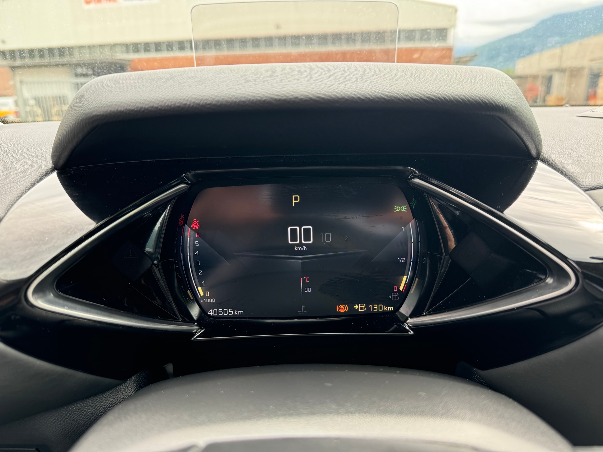 DS AUTOMOBILES DS 3 Crossback 1.2 PureTech SO Chic EAT8-image-10
