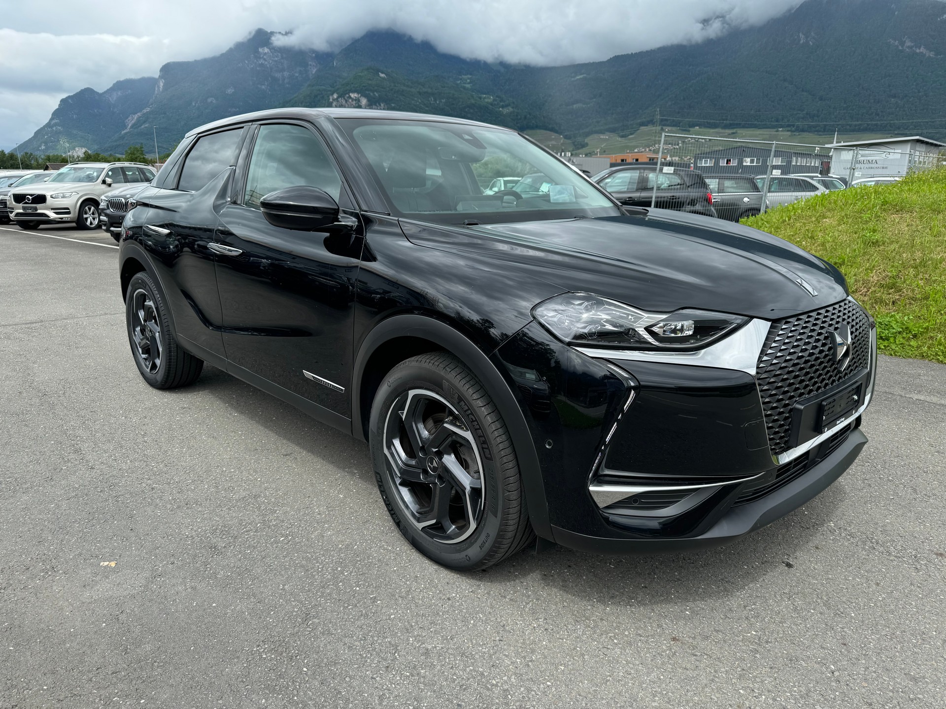 DS AUTOMOBILES DS 3 Crossback 1.2 PureTech SO Chic EAT8-image-2
