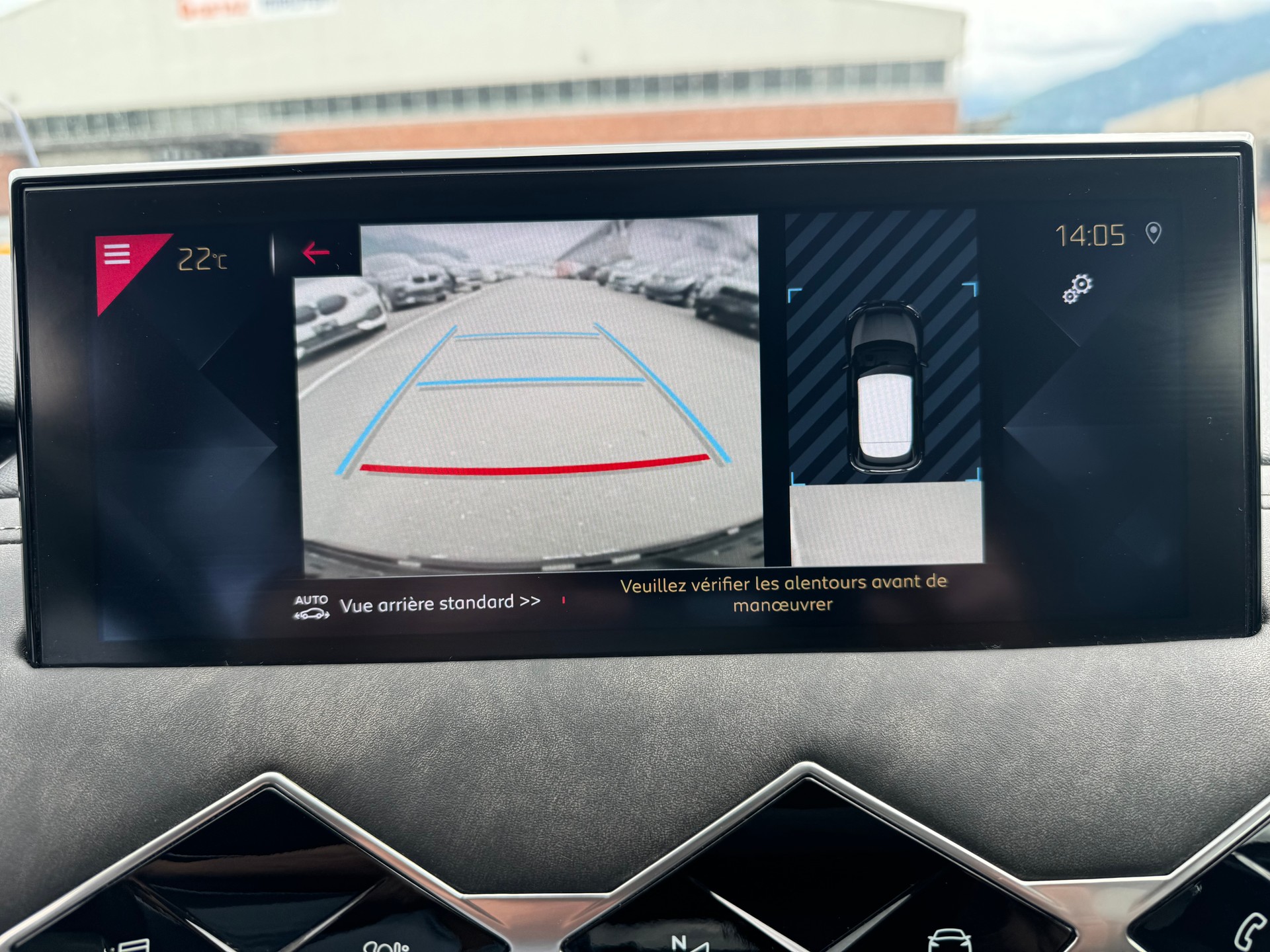 DS AUTOMOBILES DS 3 Crossback 1.2 PureTech SO Chic EAT8-image-14