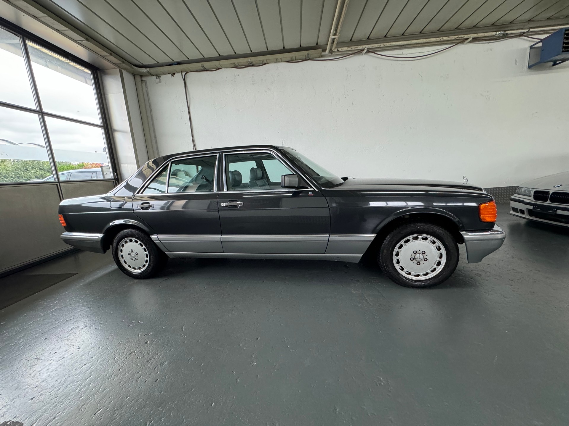 MERCEDES-BENZ 300 SE-image-5