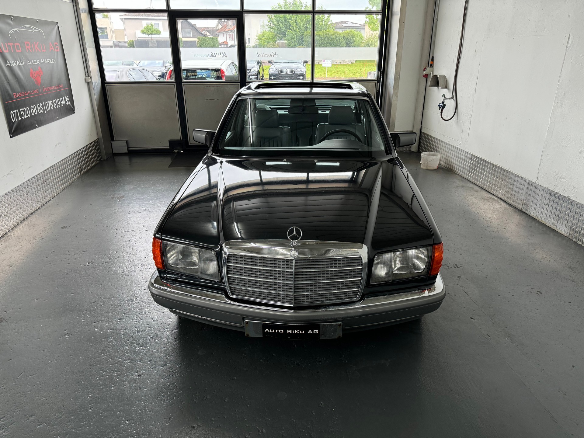 MERCEDES-BENZ 300 SE-image-2