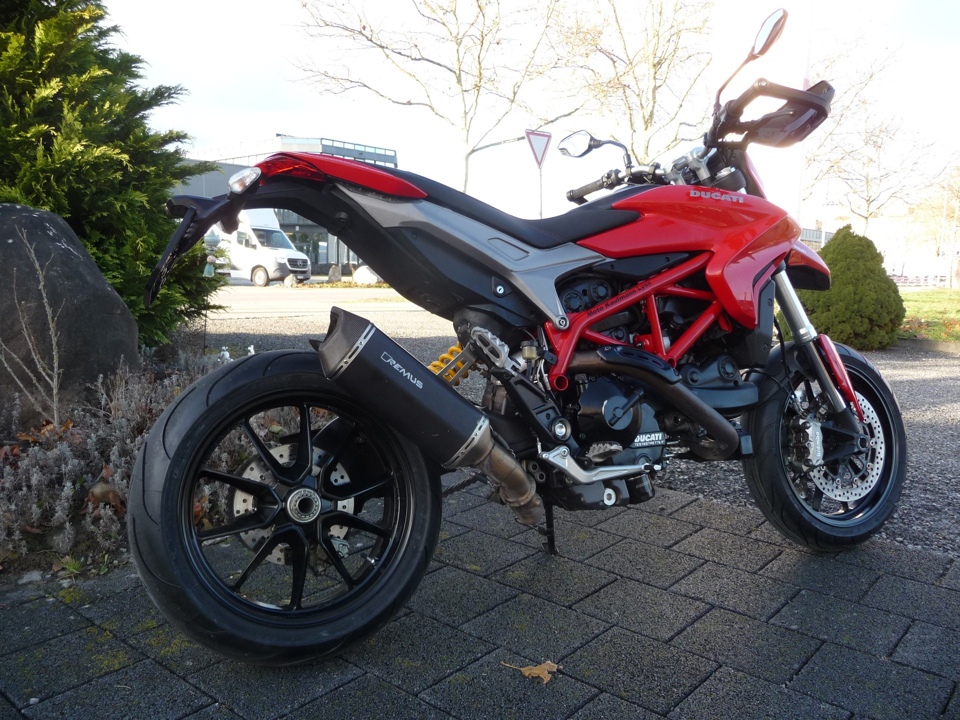 DUCATI Hypermotard 939-image-6