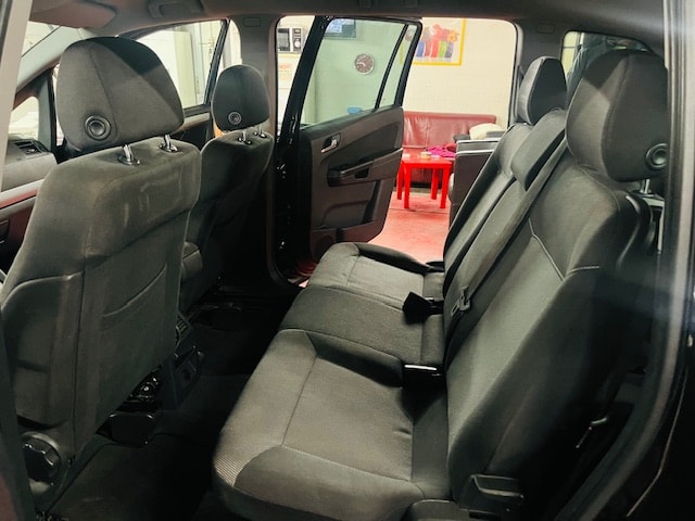 OPEL Zafira 2.2i 16V Edition Automatic-image-13