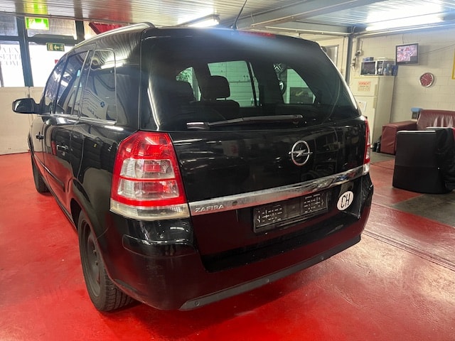 OPEL Zafira 2.2i 16V Edition Automatic-image-7