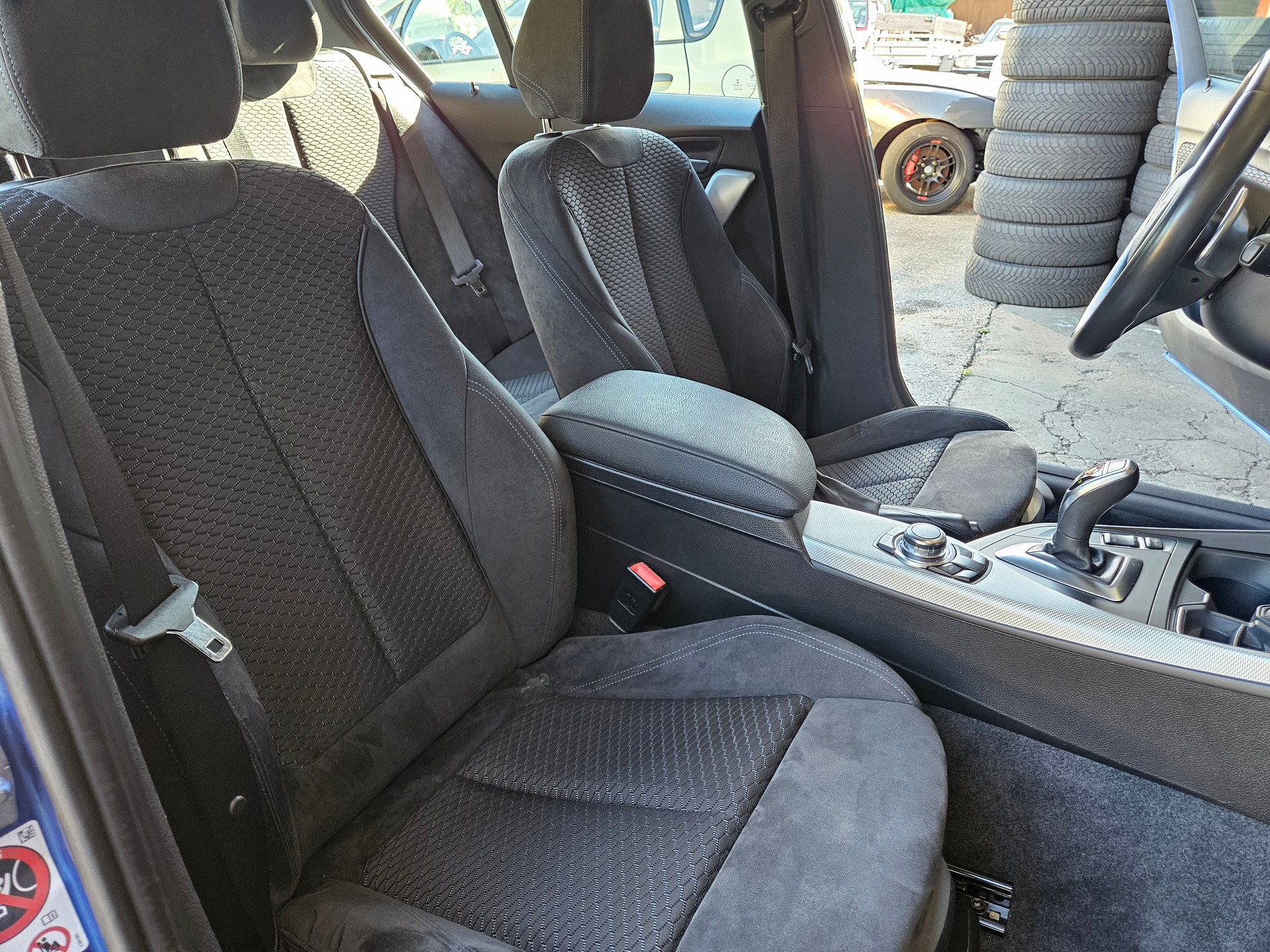 BMW M135i Steptronic-image-19
