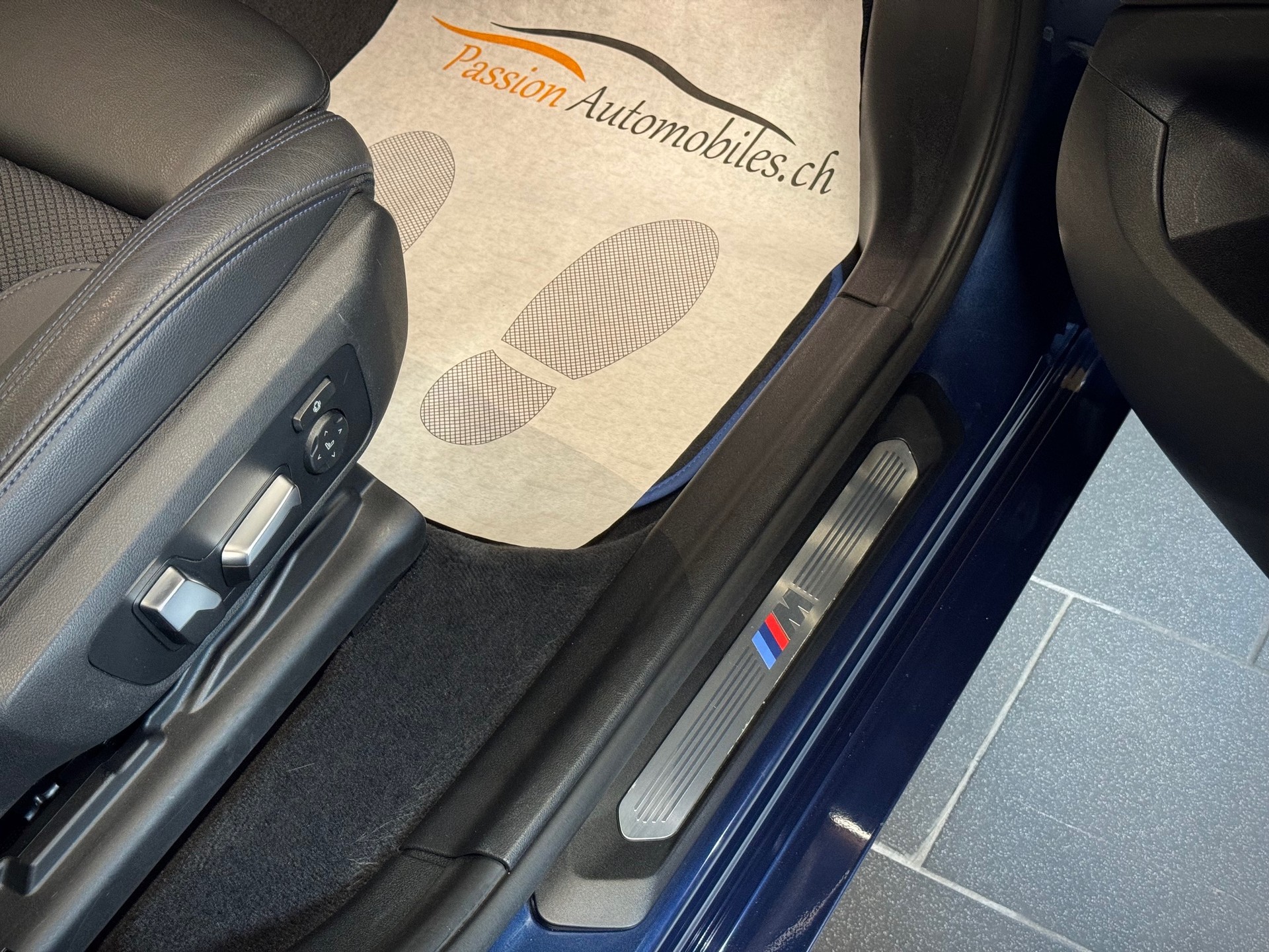 BMW X3 xDrive 30i M Sport Steptronic - Véhicule Suisse (CH)-image-6
