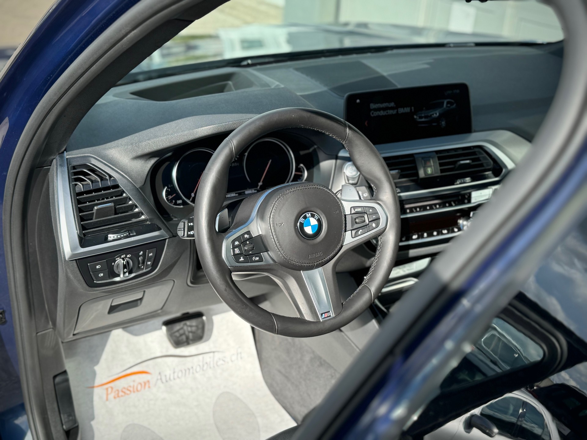 BMW X3 xDrive 30i M Sport Steptronic - Véhicule Suisse (CH)-image-4