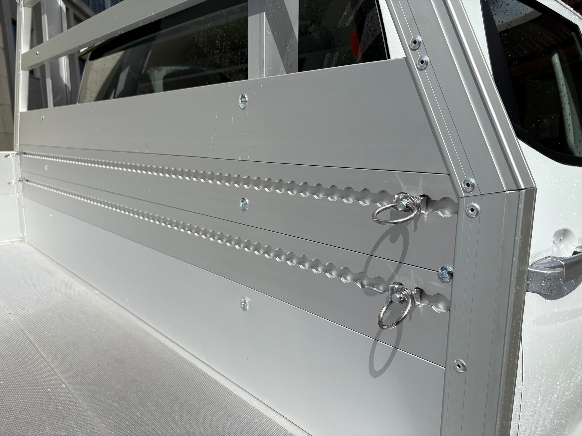 ISUZU D-MAX 1.9 CrewCab N60BB 4x4 ALUBRÜCKE-image-7