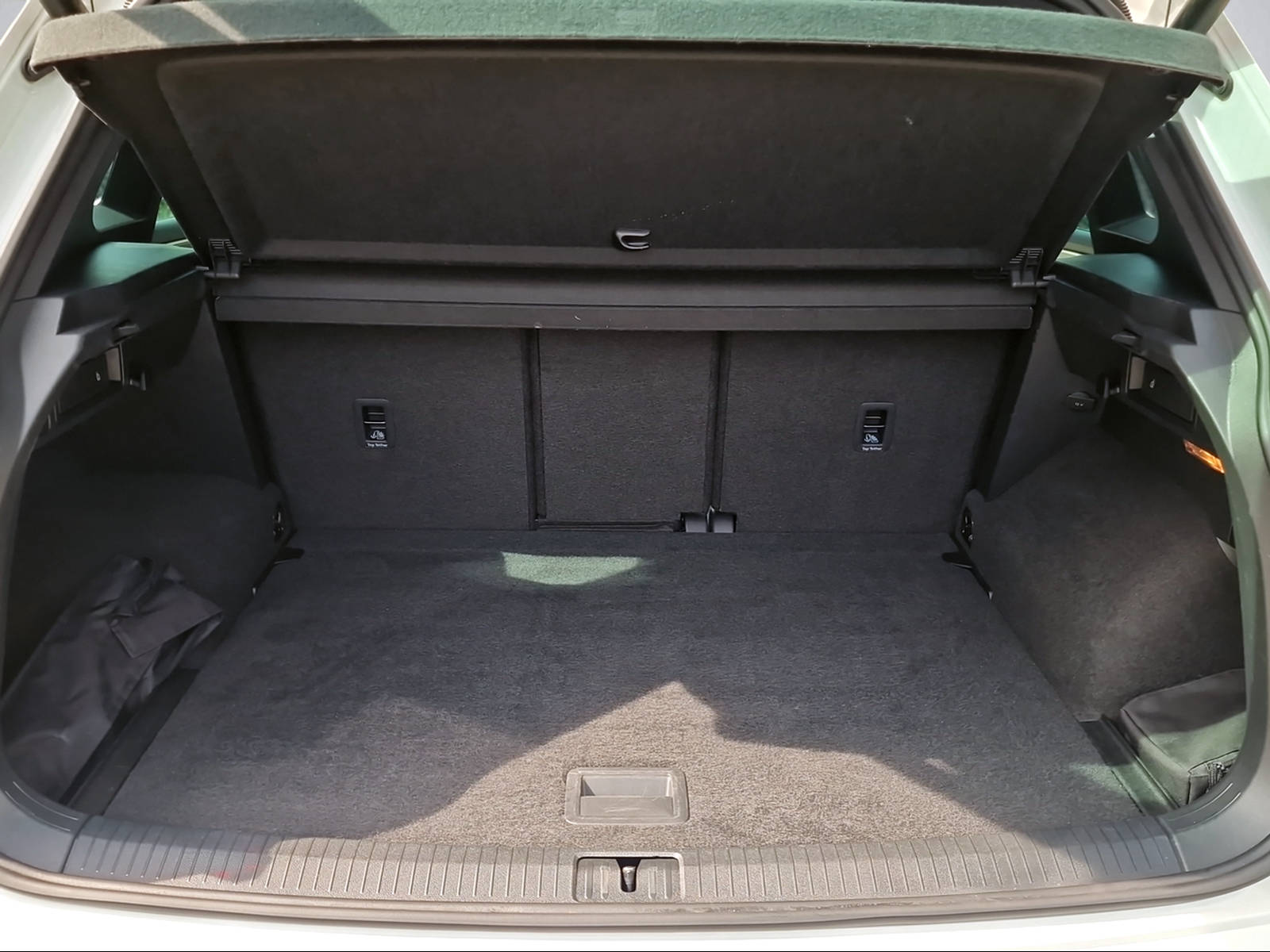 VW Tiguan 2.0 TDI SCR Highline 4Motion DSG-image-11