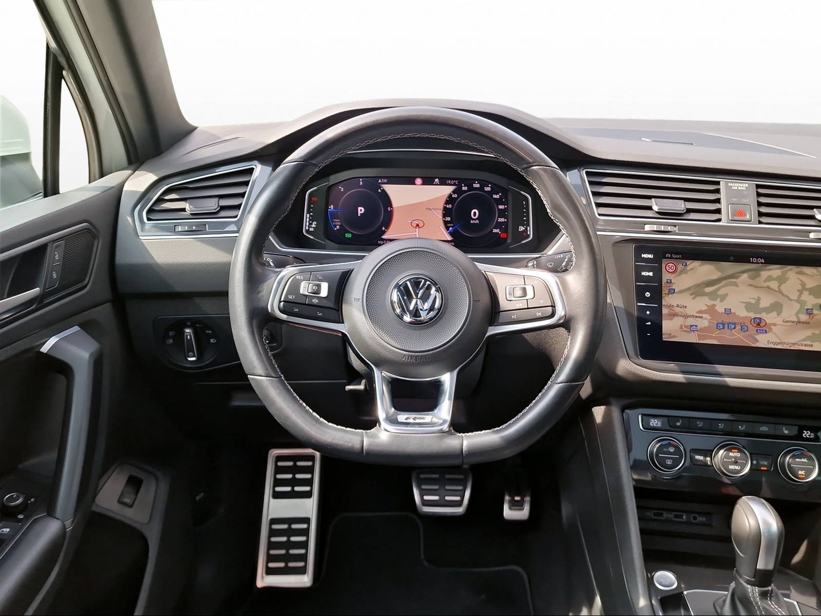 VW Tiguan 2.0 TDI SCR Highline 4Motion DSG-image-3