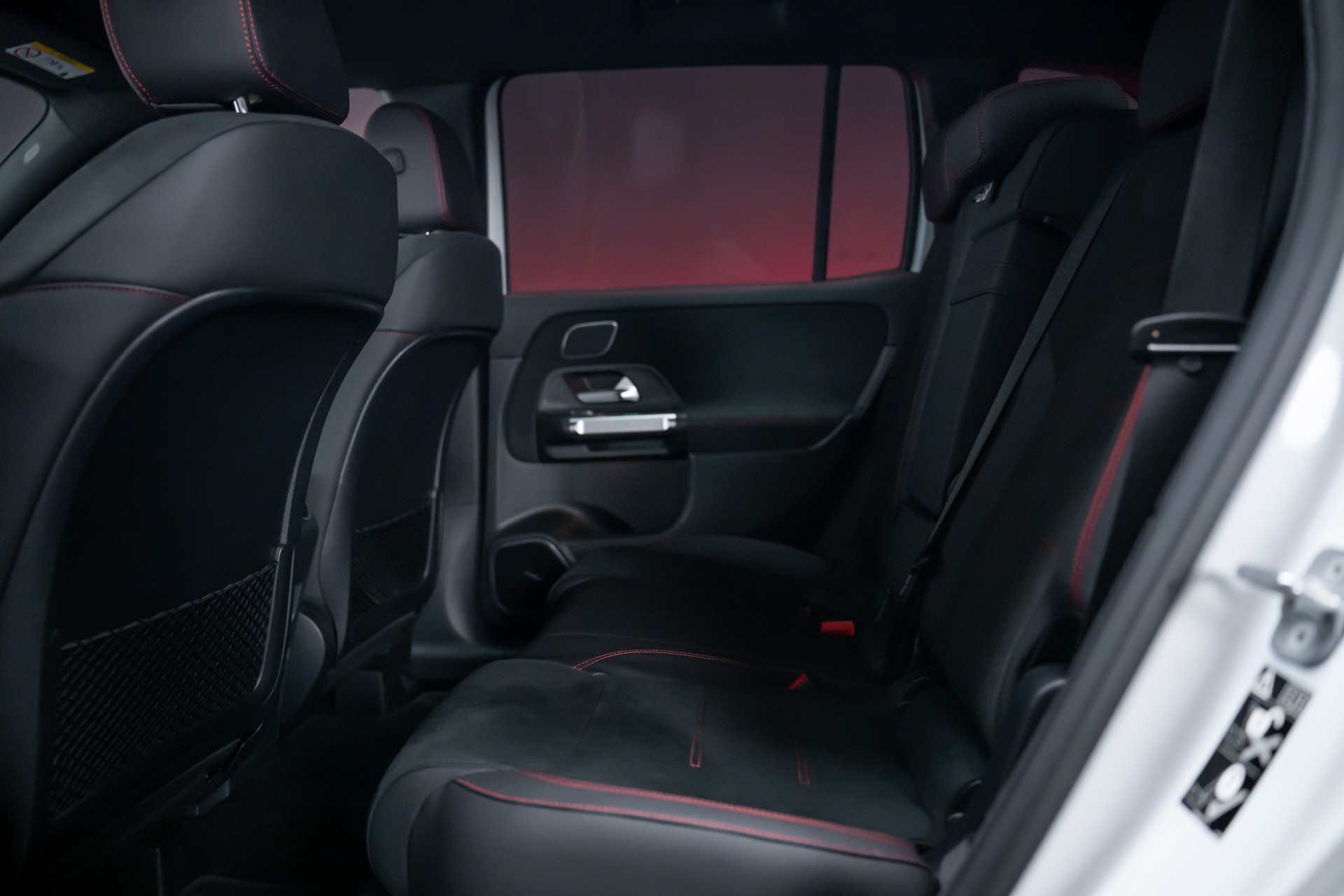 MERCEDES-BENZ GLB 250 AMG Line 4matic*Facelift*360°Kamera*Burmester*El.Sitze*-image-17