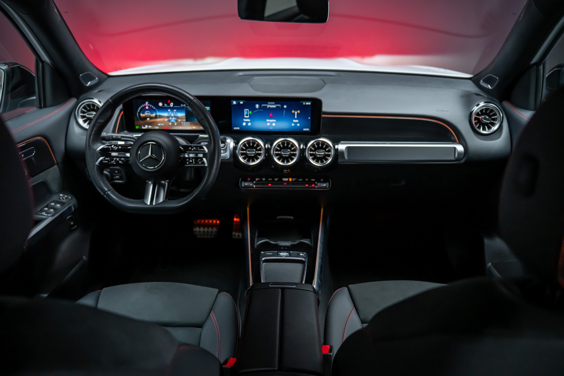 MERCEDES-BENZ GLB 250 AMG Line 4matic*Facelift*360°Kamera*Burmester*El.Sitze*-image-24