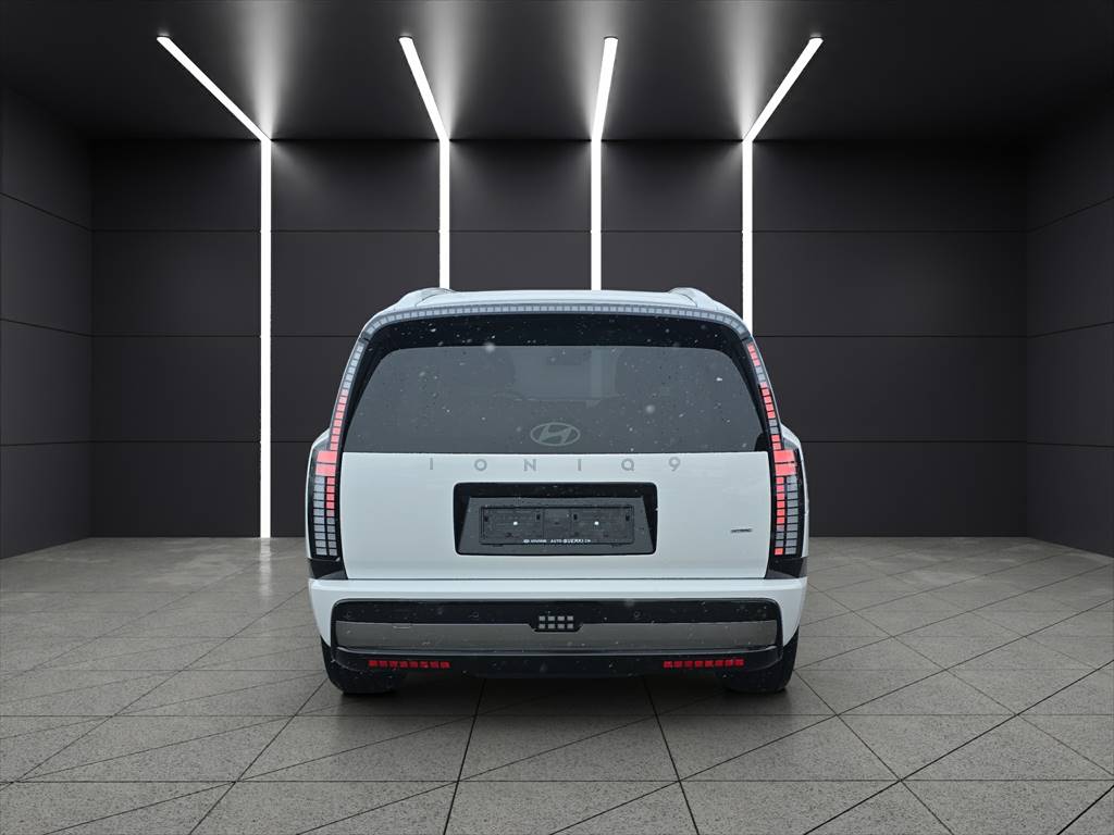 HYUNDAI Ioniq 9 110kWh Calli. 4WD-image-4