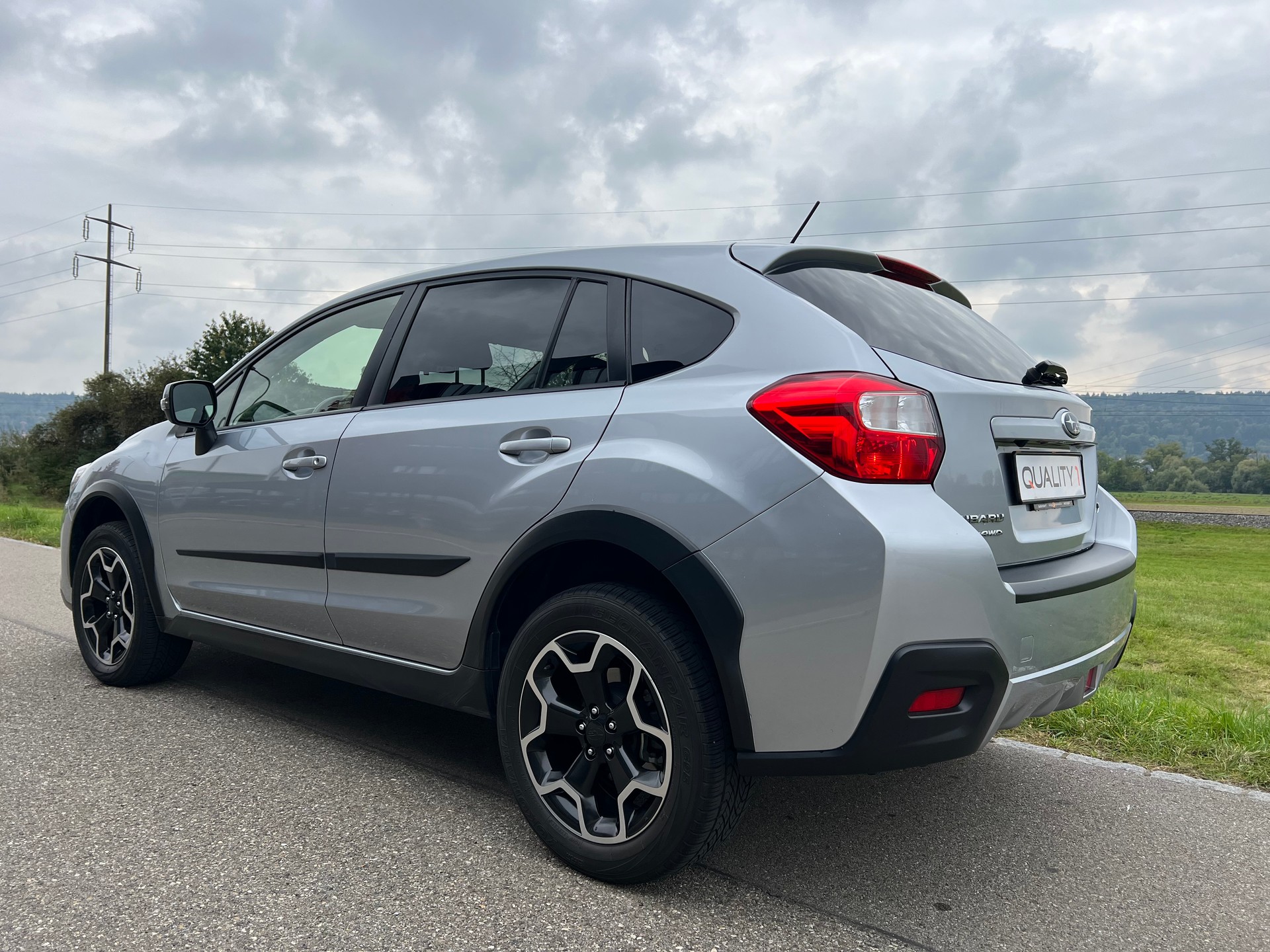 SUBARU XV 1.6 Swiss Two AWD CVT-image-9