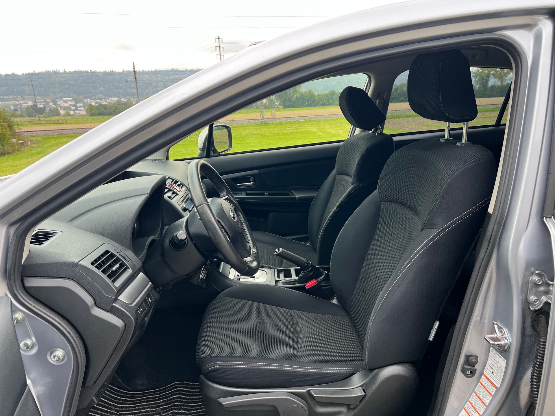 SUBARU XV 1.6 Swiss Two AWD CVT-image-19