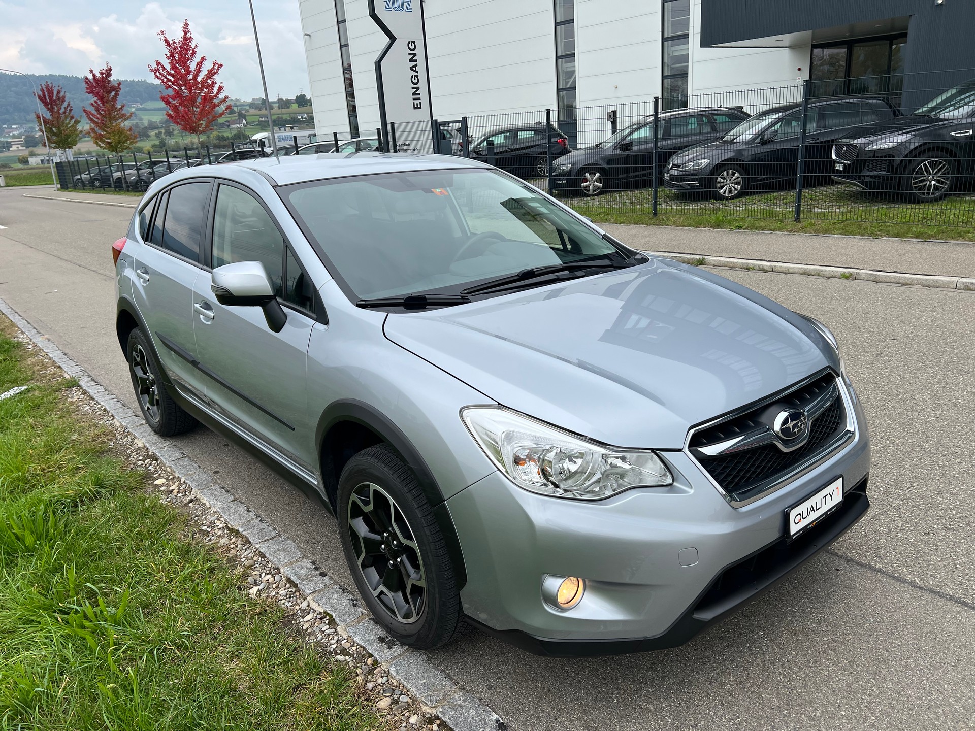 SUBARU XV 1.6 Swiss Two AWD CVT-image-4