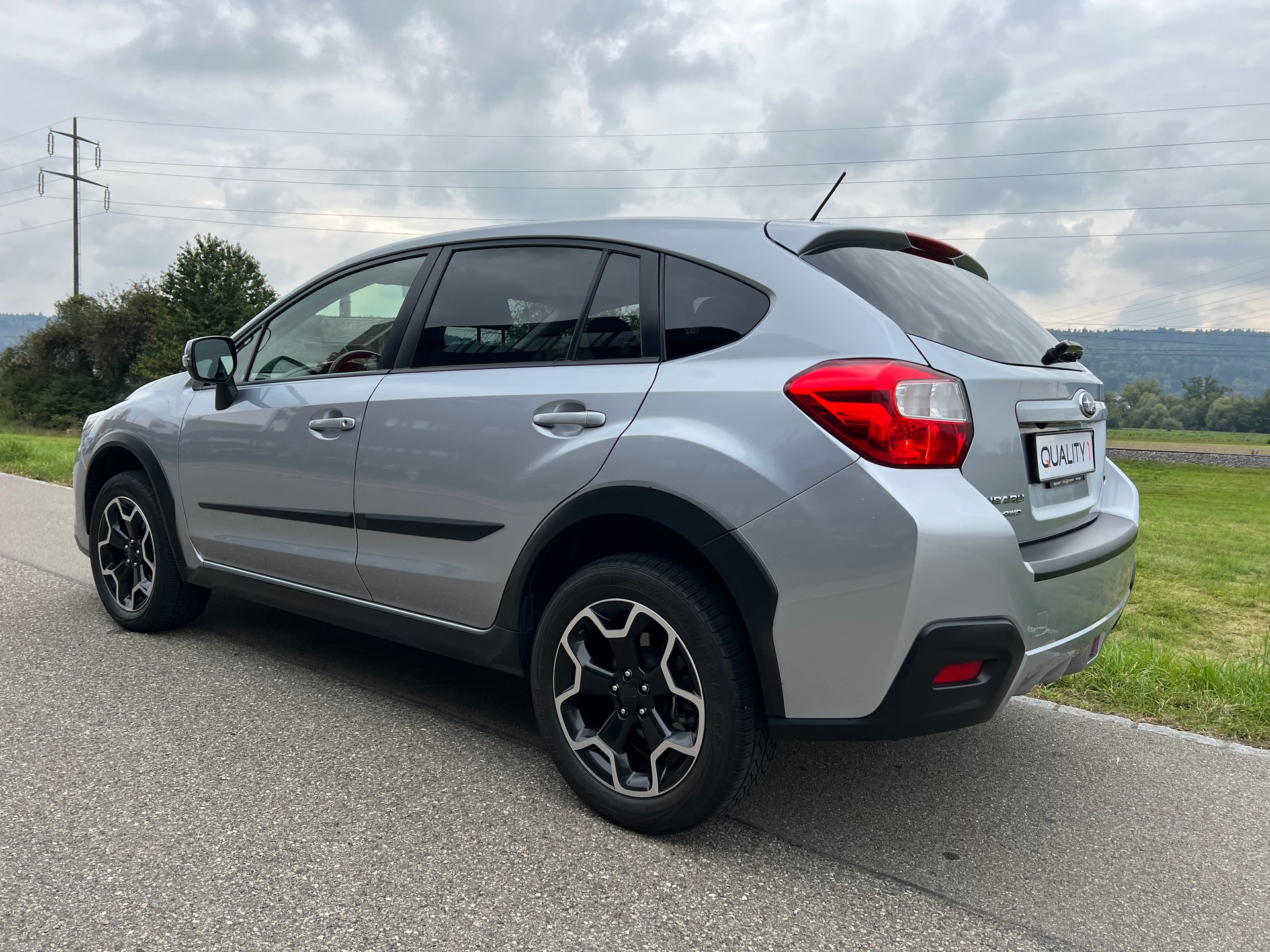 SUBARU XV 1.6 Swiss Two AWD CVT-image-7