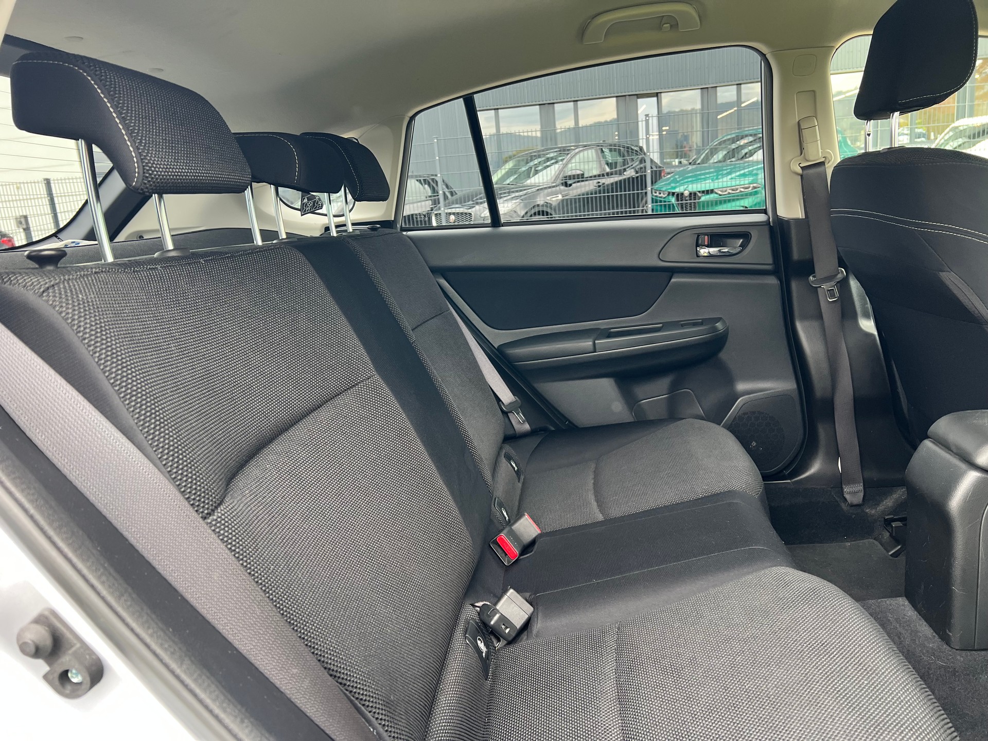 SUBARU XV 1.6 Swiss Two AWD CVT-image-22