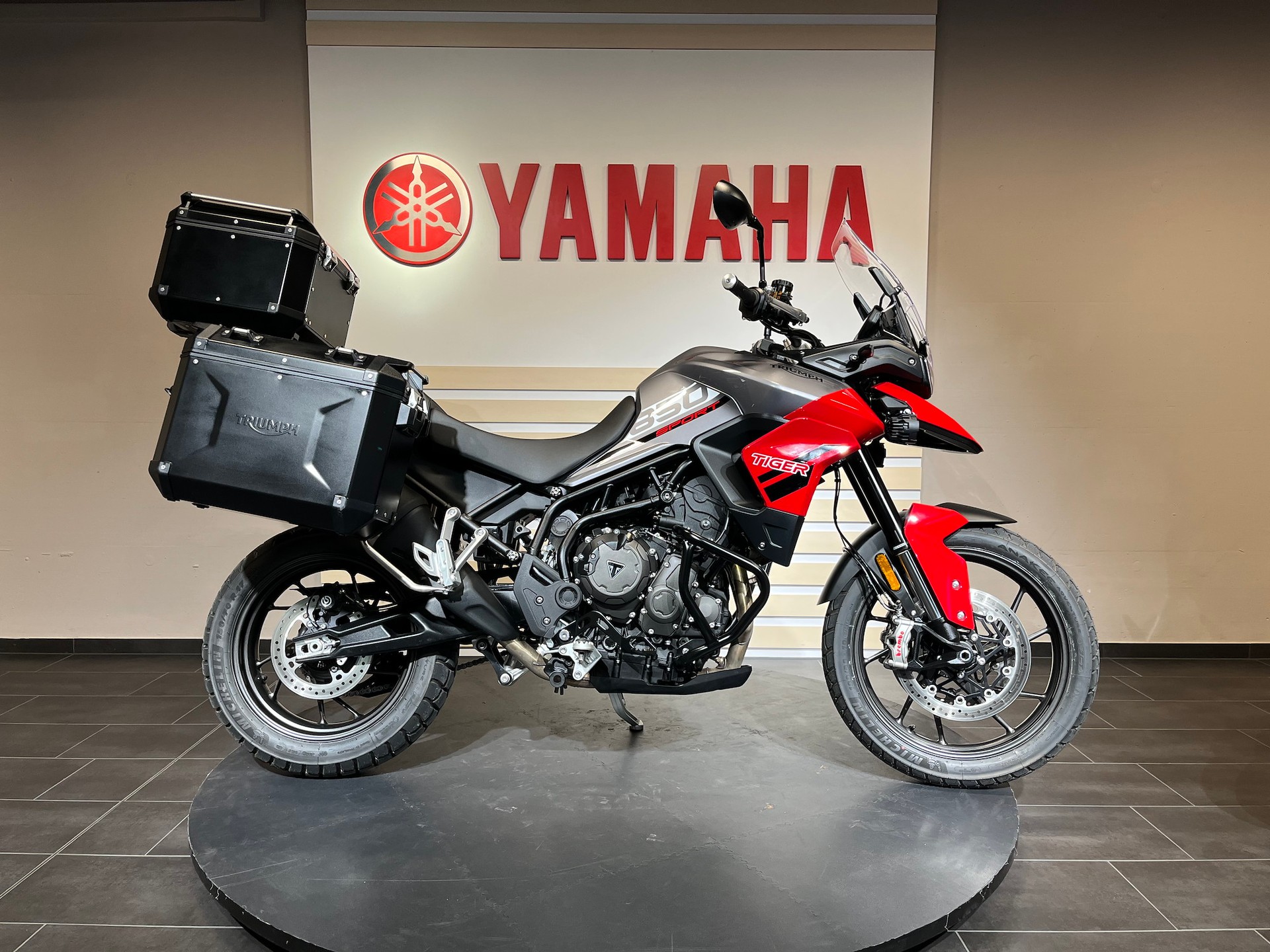 TRIUMPH Tiger 850 Sport-showroom-element-2