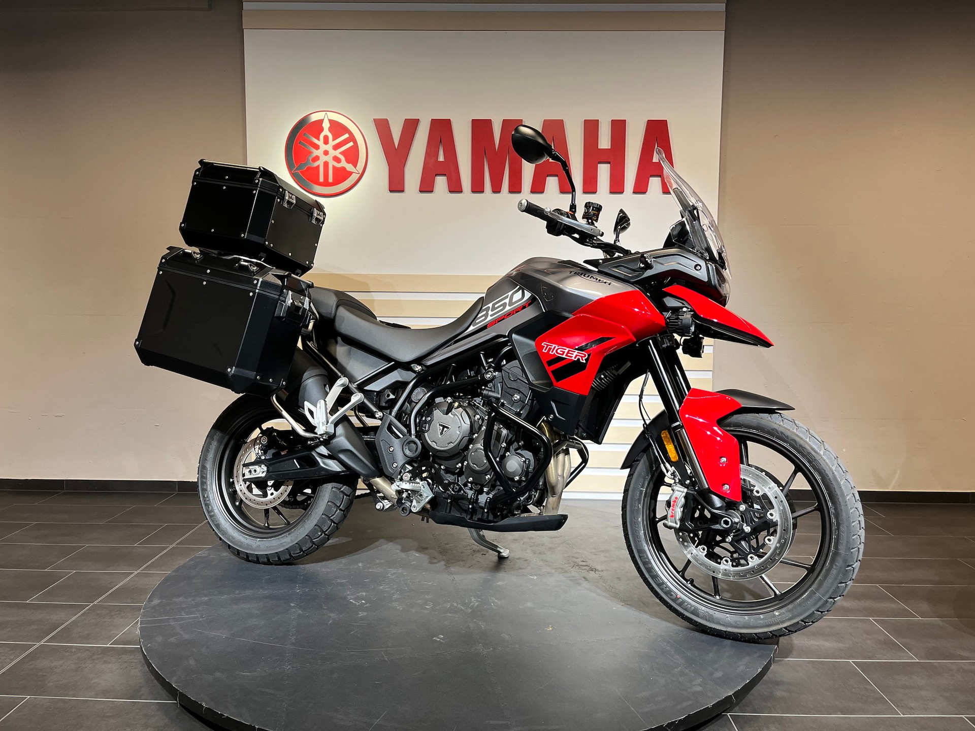 TRIUMPH Tiger 850 Sport-showroom-element-1