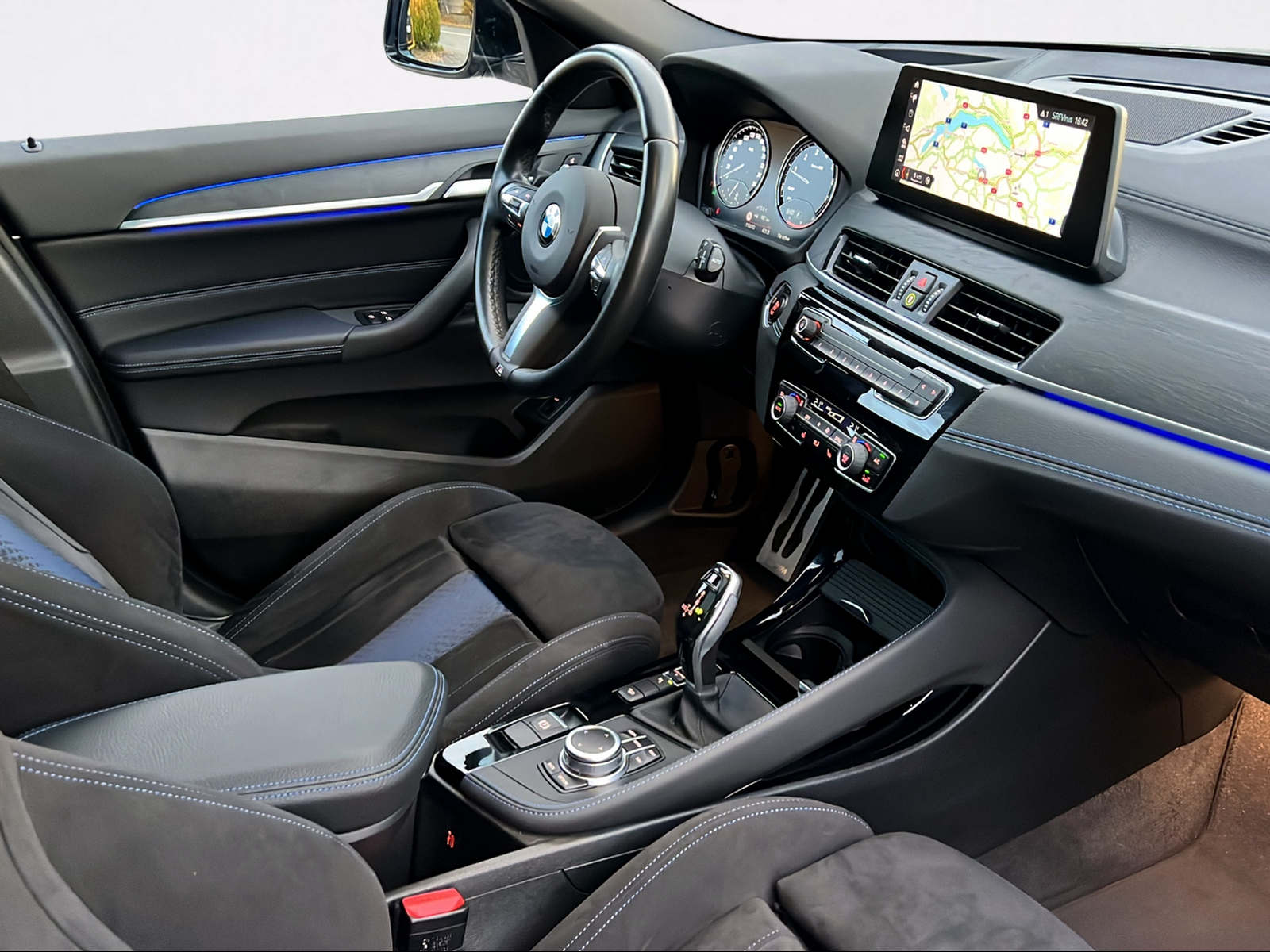 BMW X2 M35i Steptronic-image-2