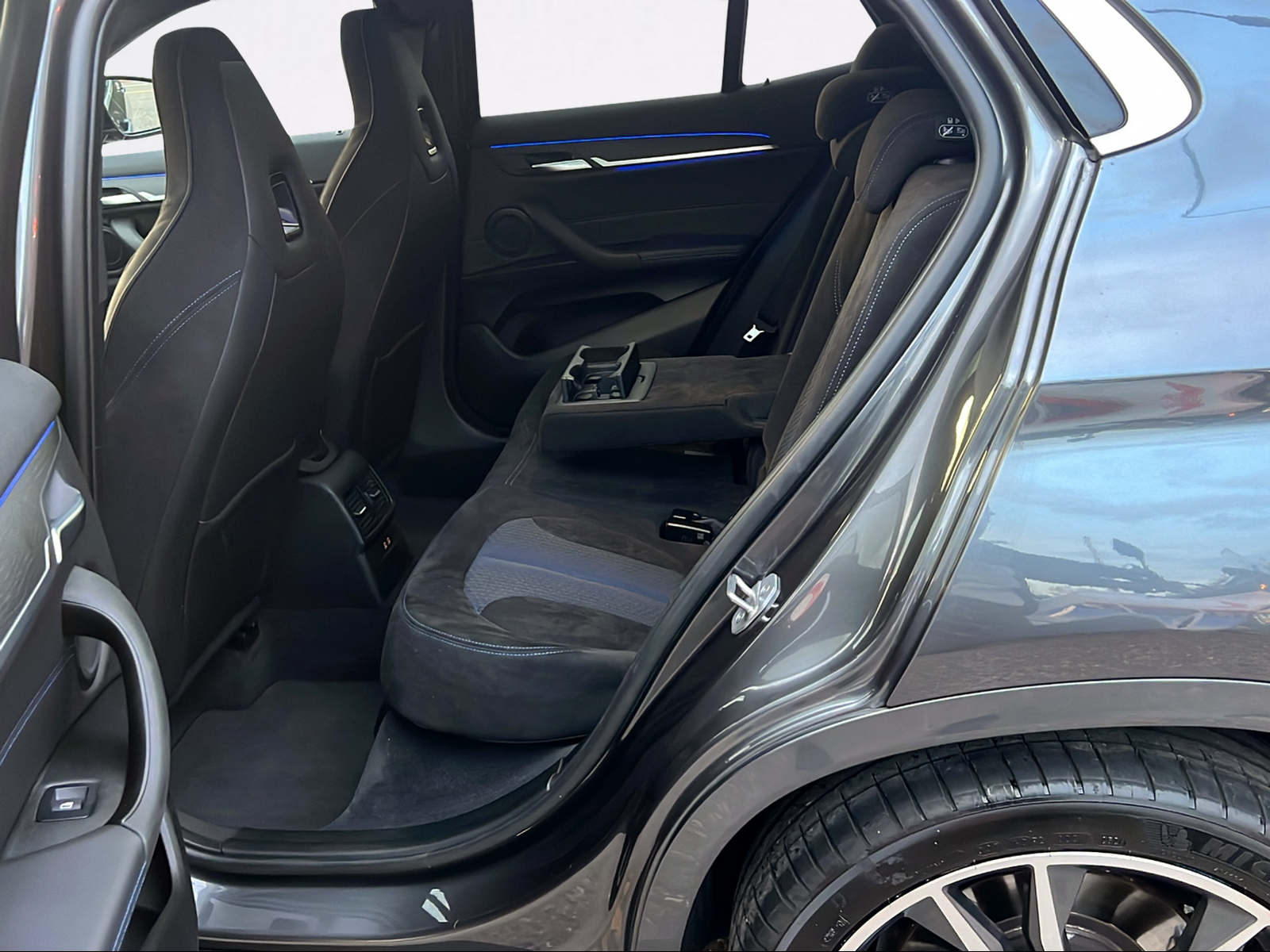BMW X2 M35i Steptronic-image-11