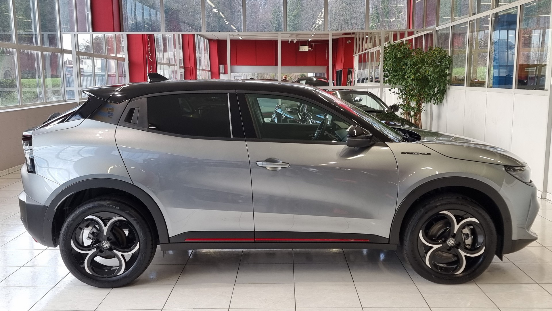 ALFA ROMEO Junior 1.2 Ibrida Speciale Pack Tech-image-5