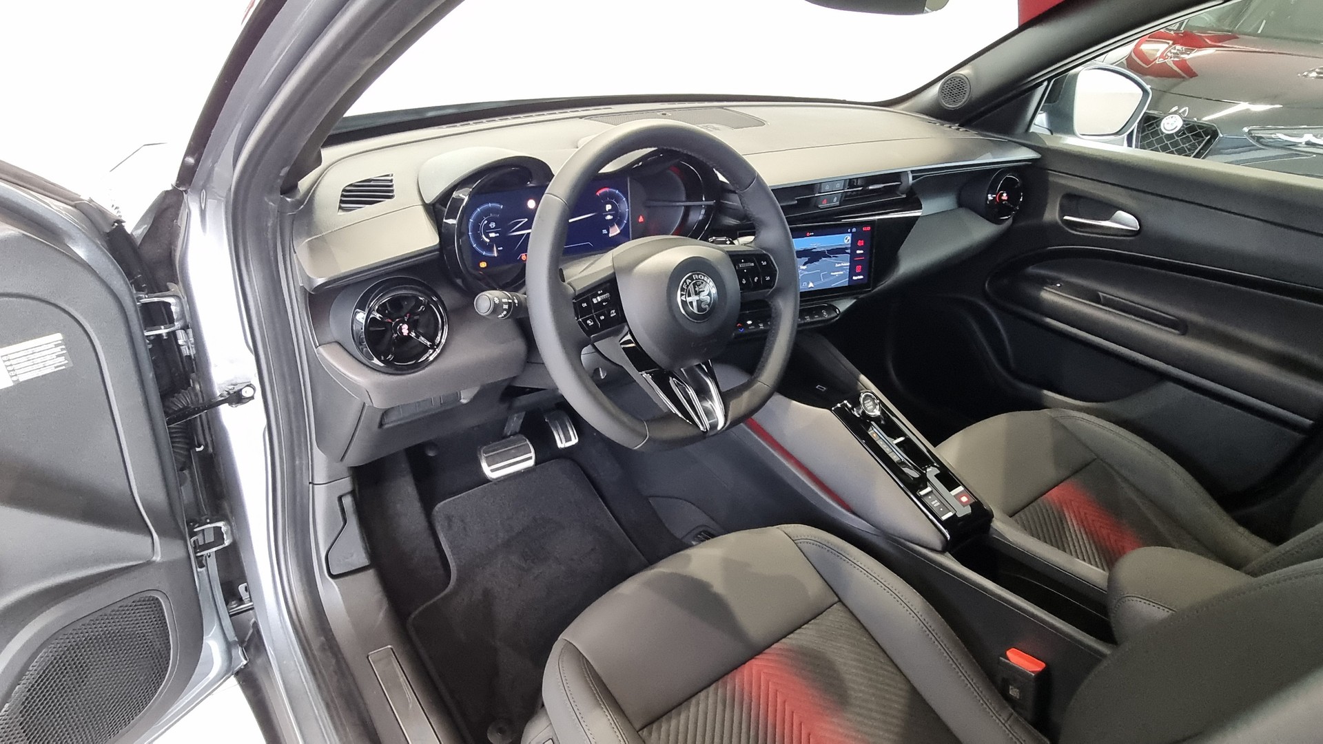 ALFA ROMEO Junior 1.2 Ibrida Speciale Pack Tech-image-17