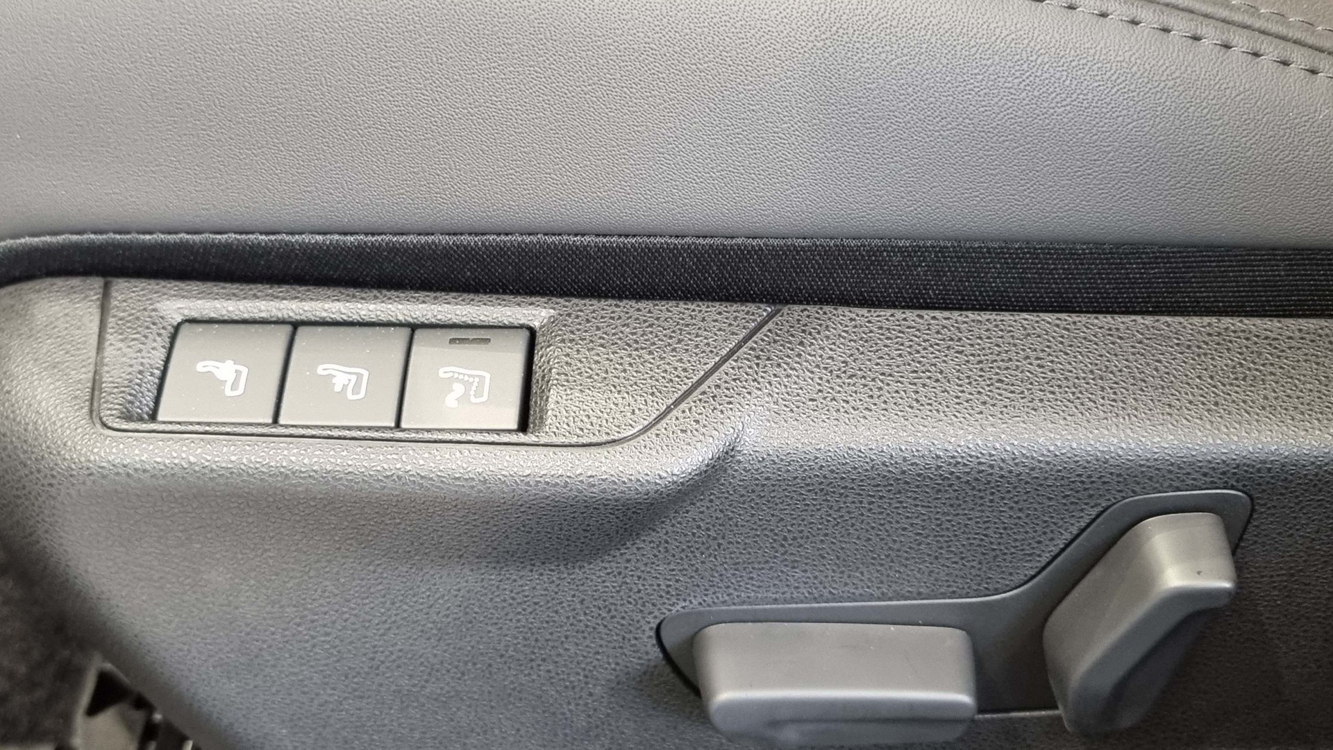 ALFA ROMEO Junior 1.2 Ibrida Speciale Pack Tech-image-9