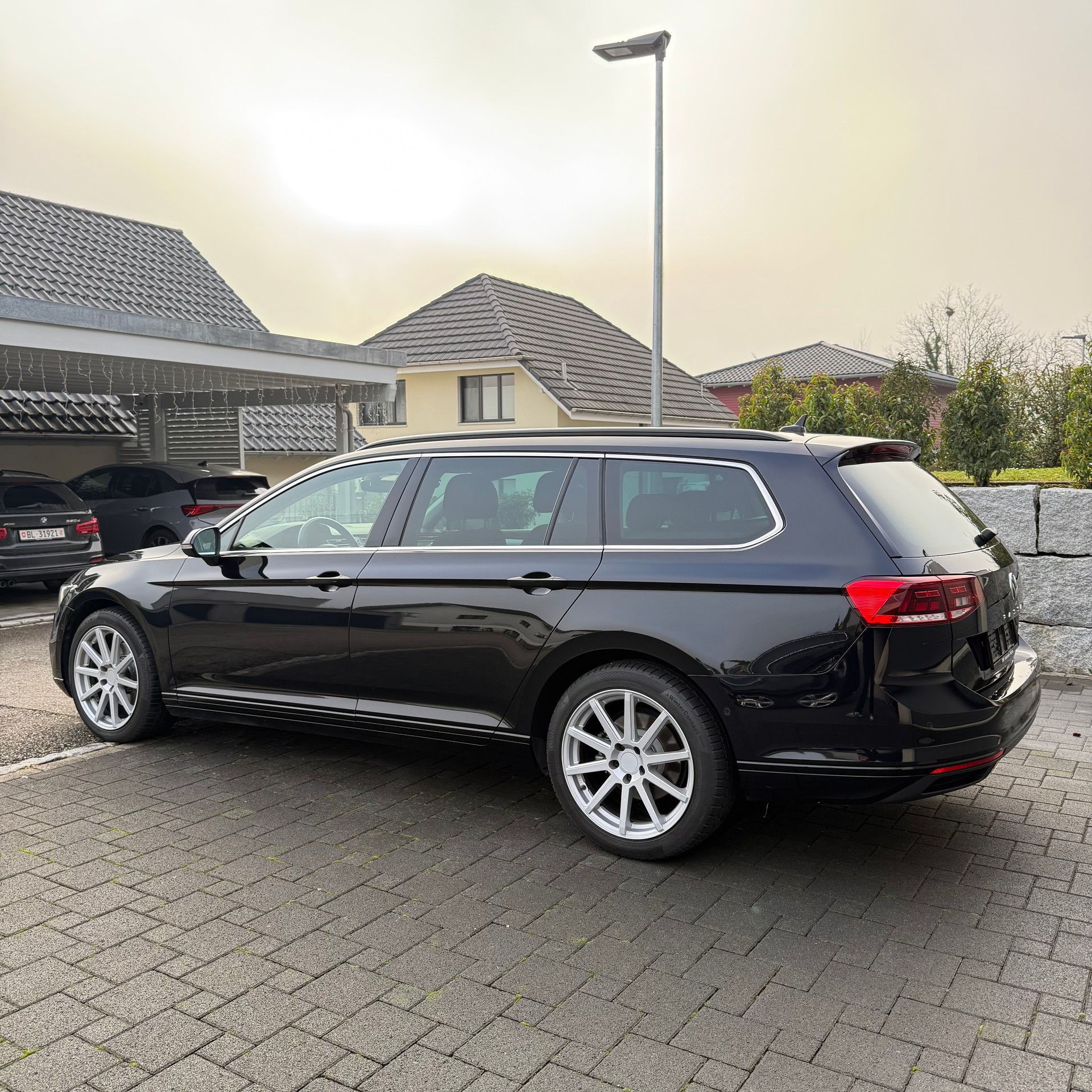 VW Passat 2.0 TDI BMT Business DSG-image-3
