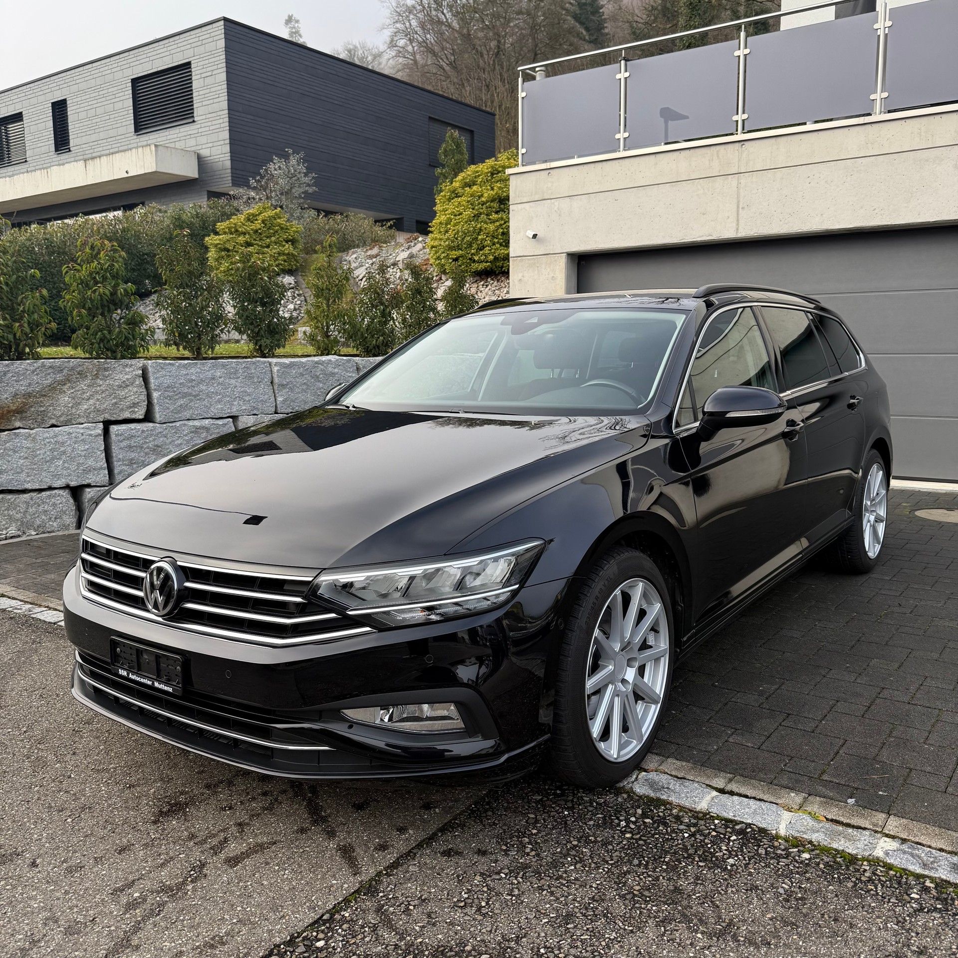 VW Passat 2.0 TDI BMT Business DSG-image-0