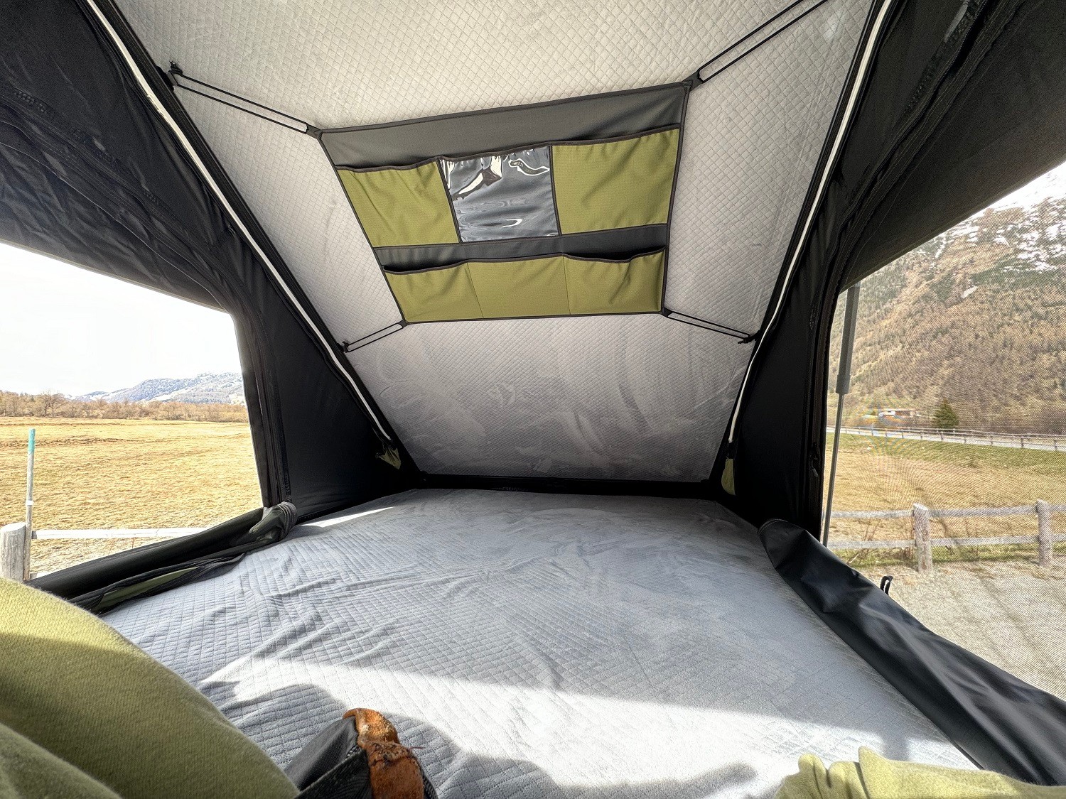 VW ID Buzz Cargo mit Camperausbau-image-14