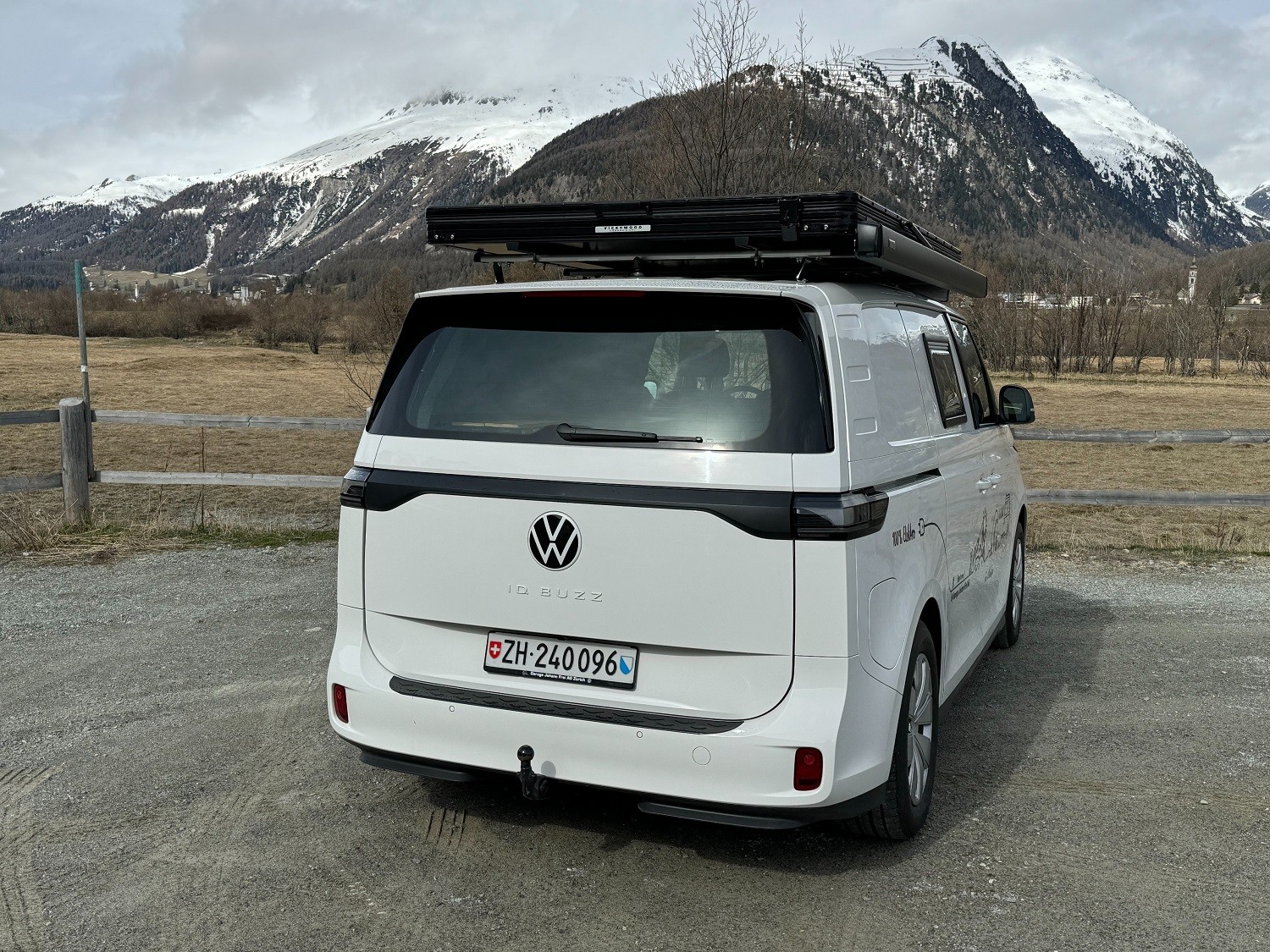 VW ID Buzz Cargo mit Camperausbau-showroom-element-3