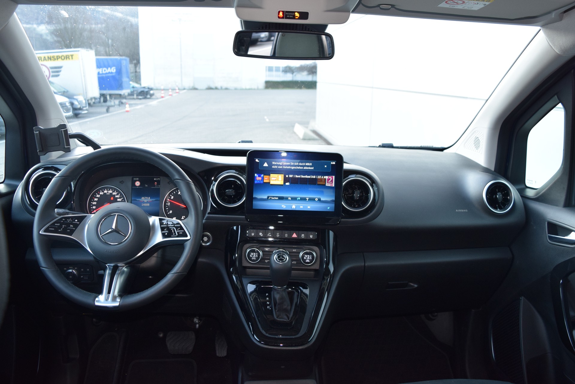 MERCEDES-BENZ T180-image-6