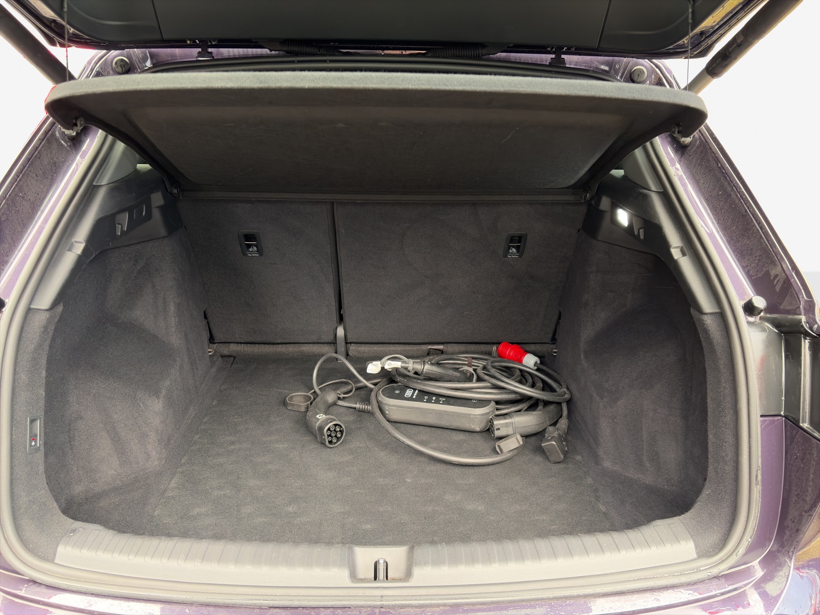 AUDI Q4 e-tron 50 quattro-image-13
