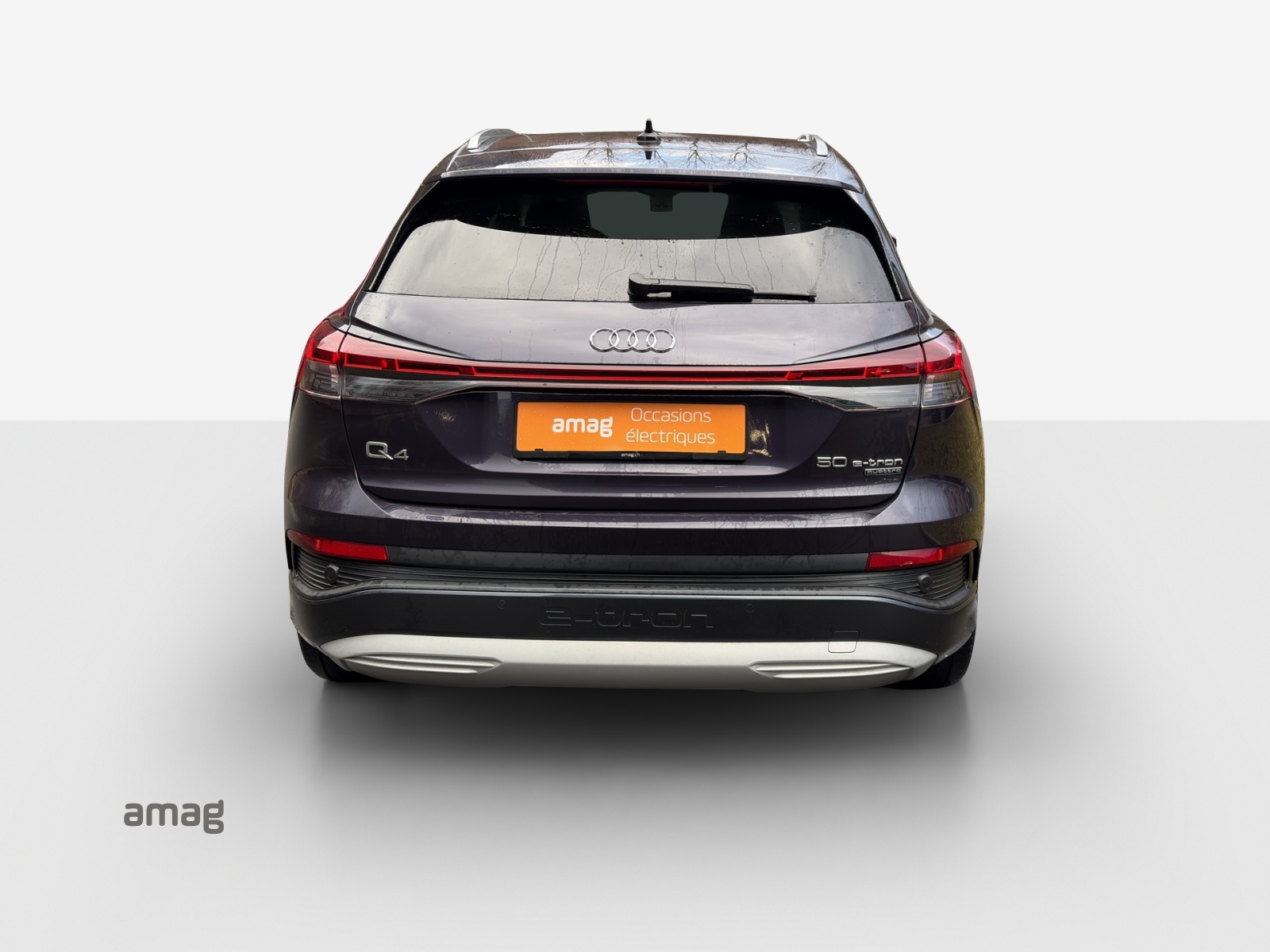 AUDI Q4 e-tron 50 quattro-image-4